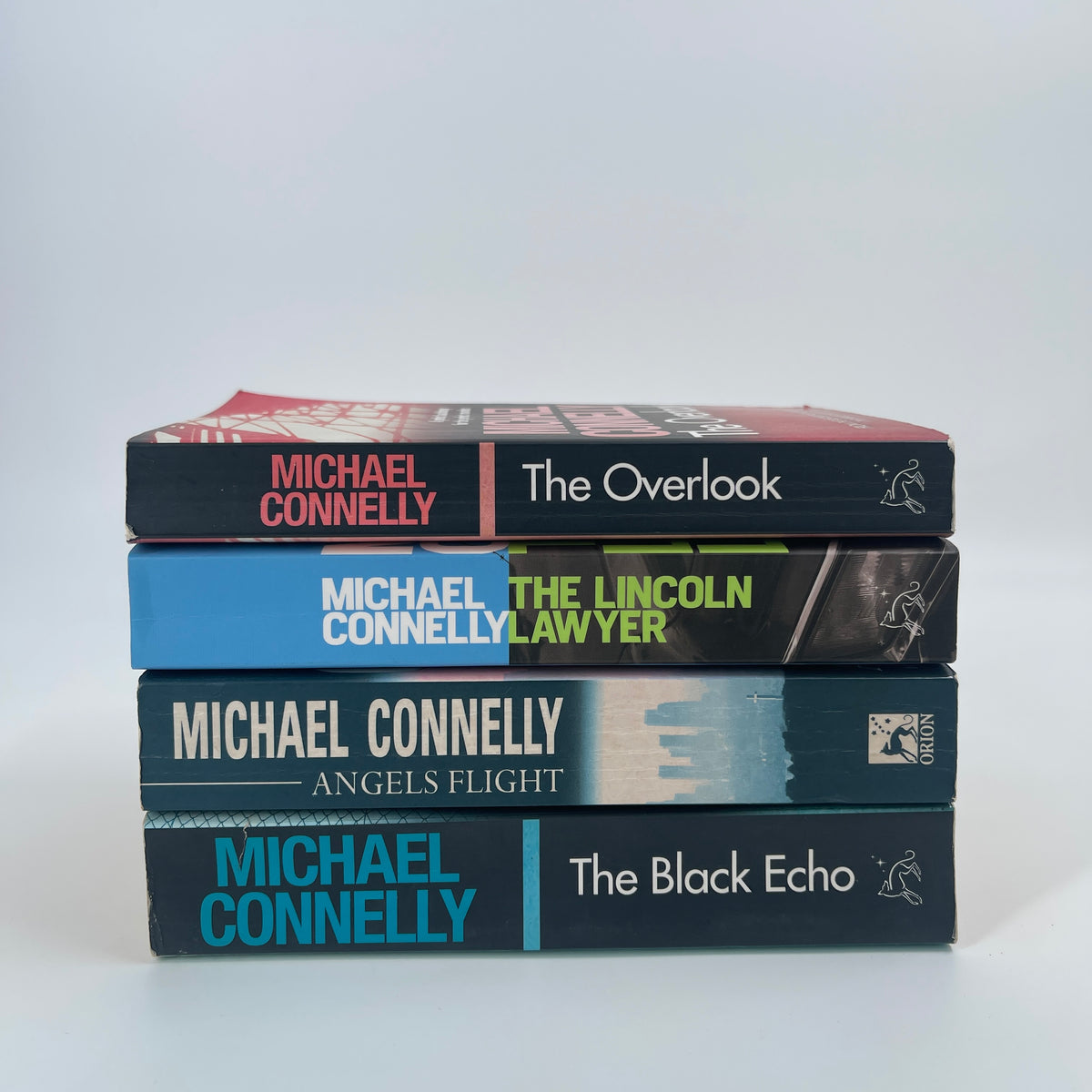 Michael Connelly 4-Book Thriller Bundle