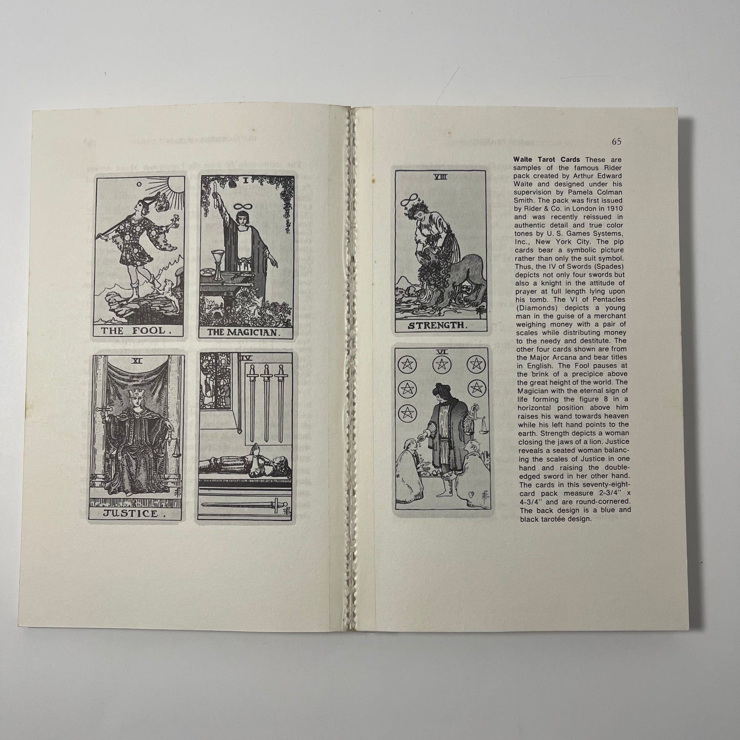 Classical Tarot - Stuart R. Kaplan - Condition Detail 2