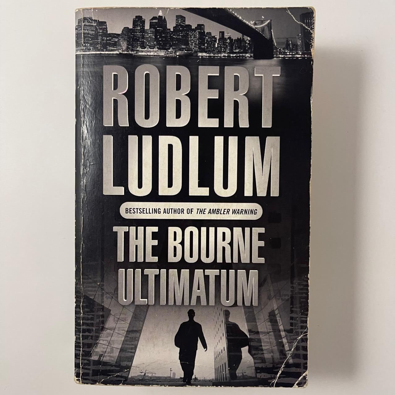 The Bourne Ultimatum - Robert Ludlum - Front Cover