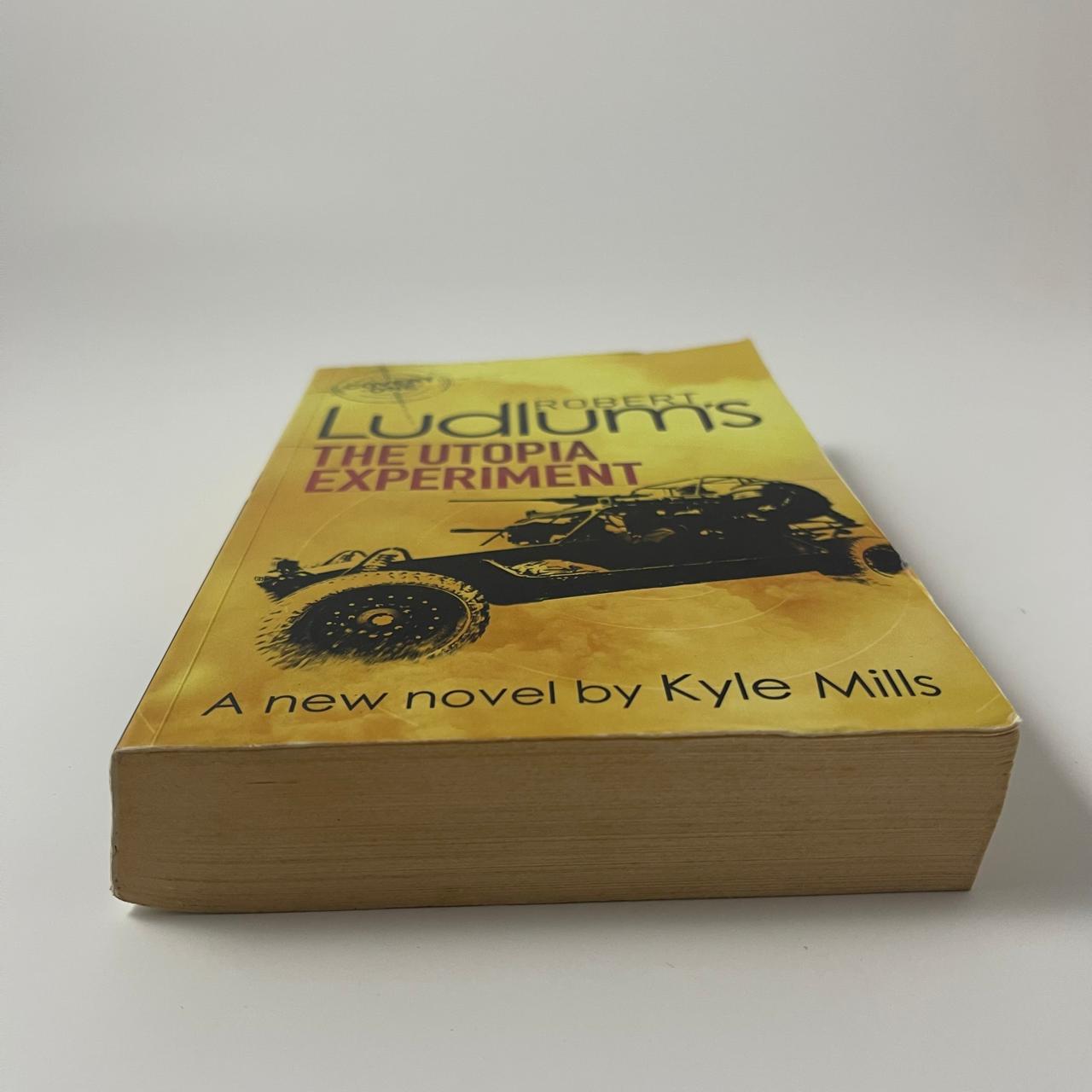 Robert Ludlum's The Utopia Experiment - Kyle Mills - Bottom Edge