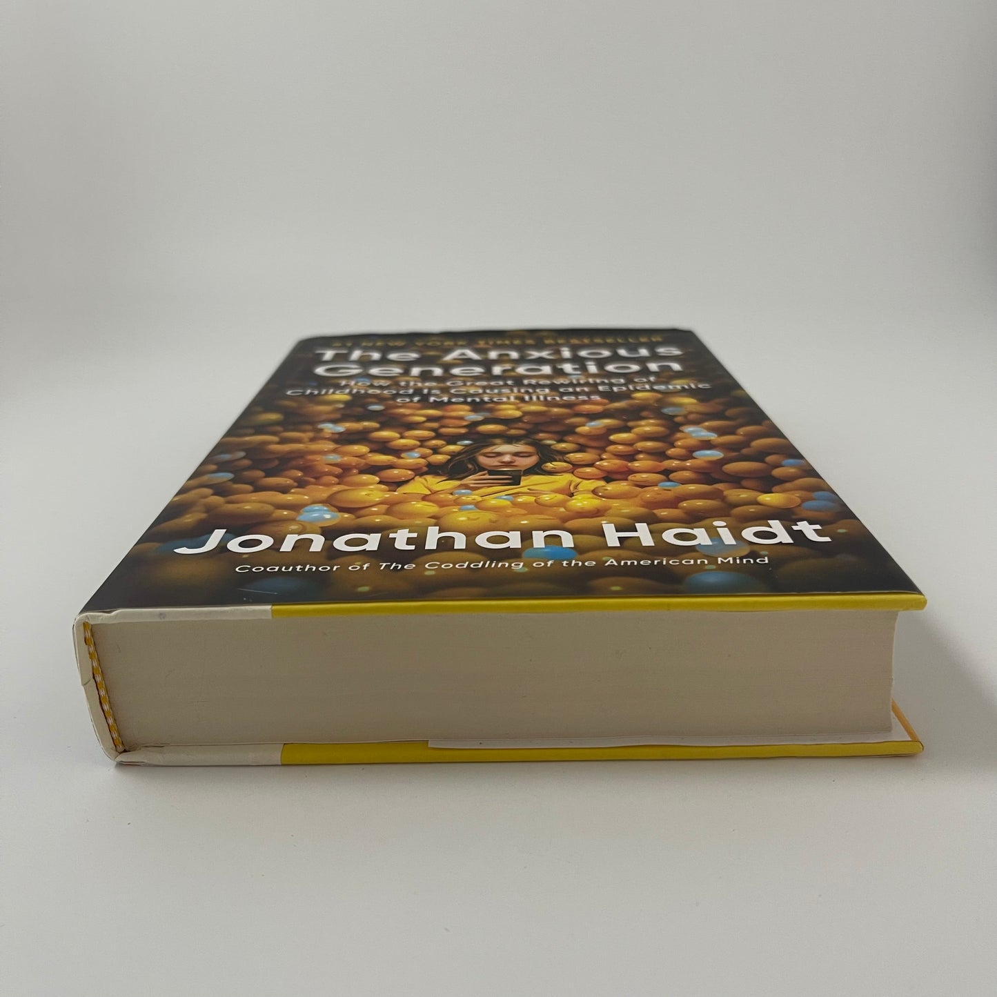 The Anxious Generation How the Great Rewiring of Childhood Is Causing an Epidemic of Mental Illness - Jonathan Haidt - Bottom Edge