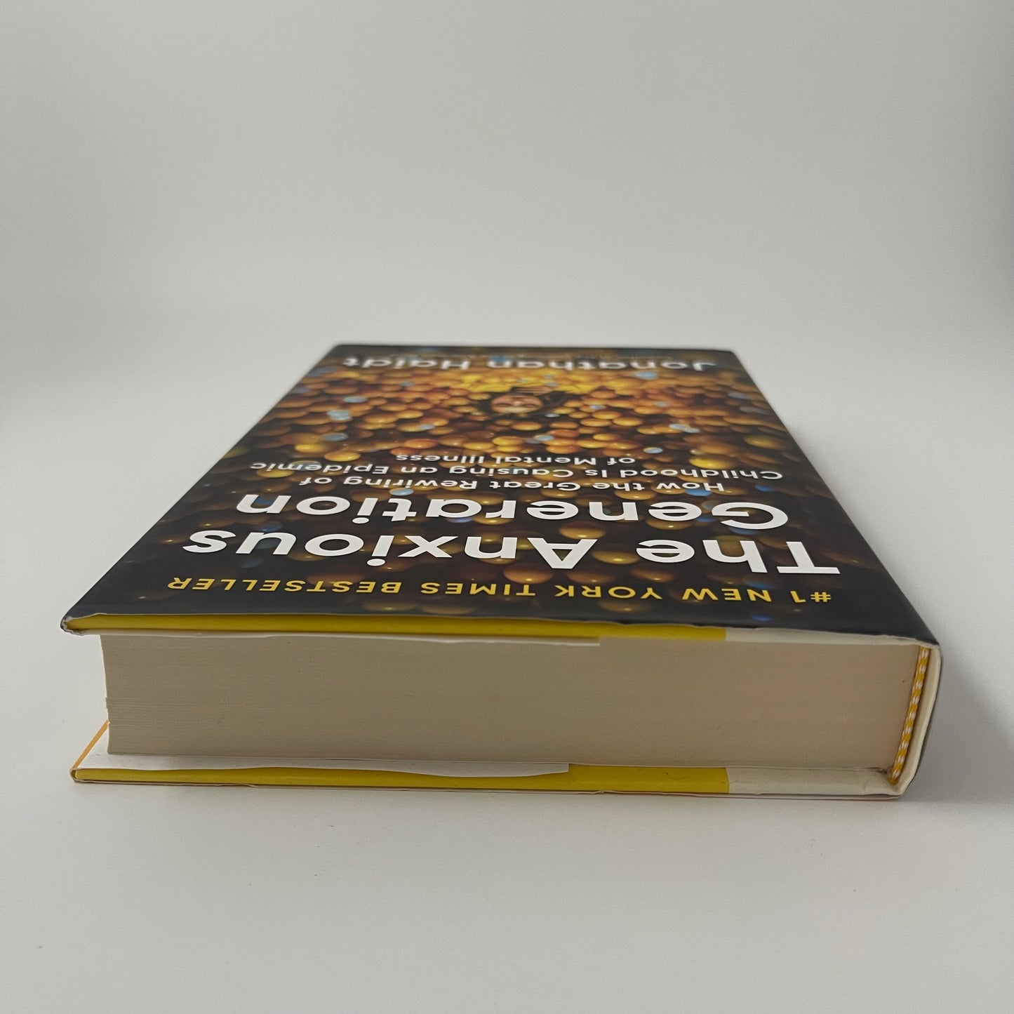 The Anxious Generation How the Great Rewiring of Childhood Is Causing an Epidemic of Mental Illness - Jonathan Haidt - Top Edge