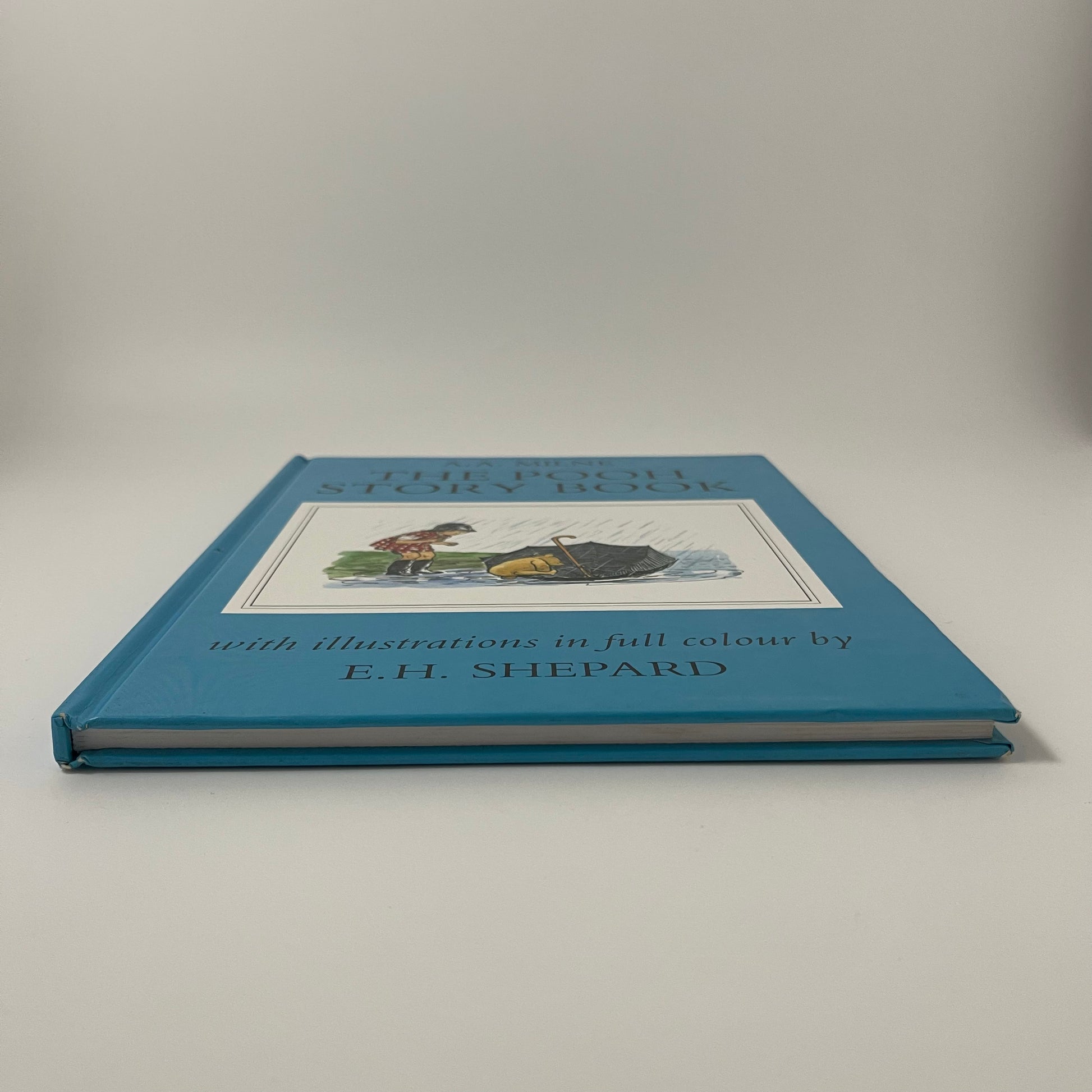 The Pooh Story Book - Alan Alexander Milne - Bottom Edge