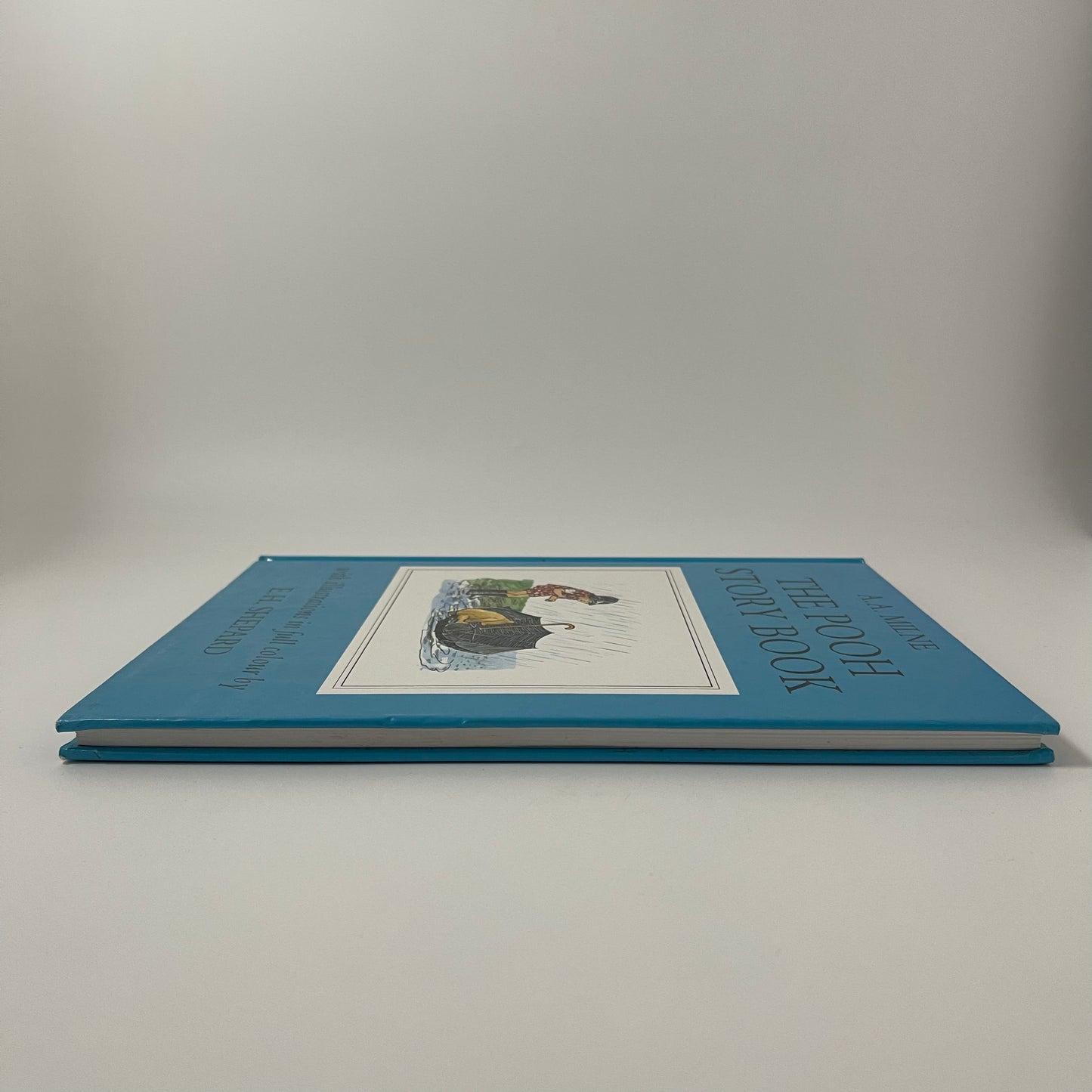 The Pooh Story Book - Alan Alexander Milne - Fore Edge