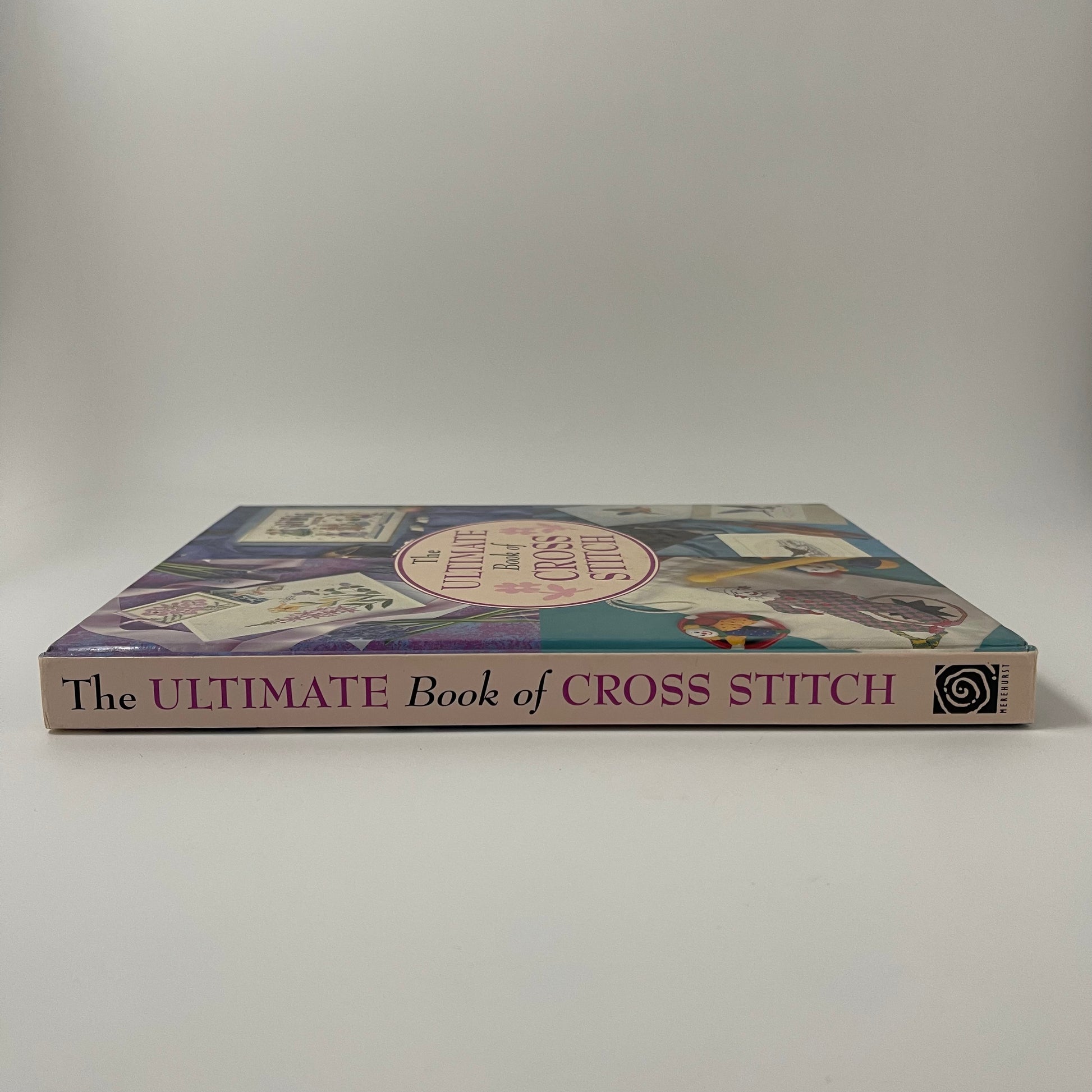 The Ultimate Book of Cross Stitch - Jane Alford - Spine
