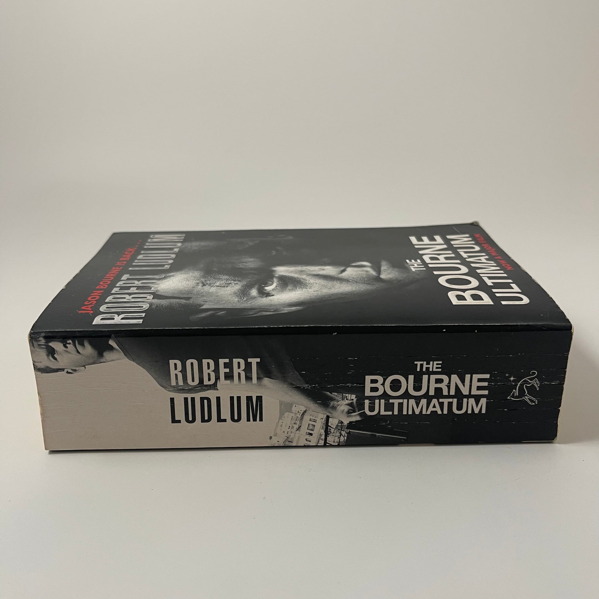 The Bourne Ultimatum - Robert Ludlum - Spine
