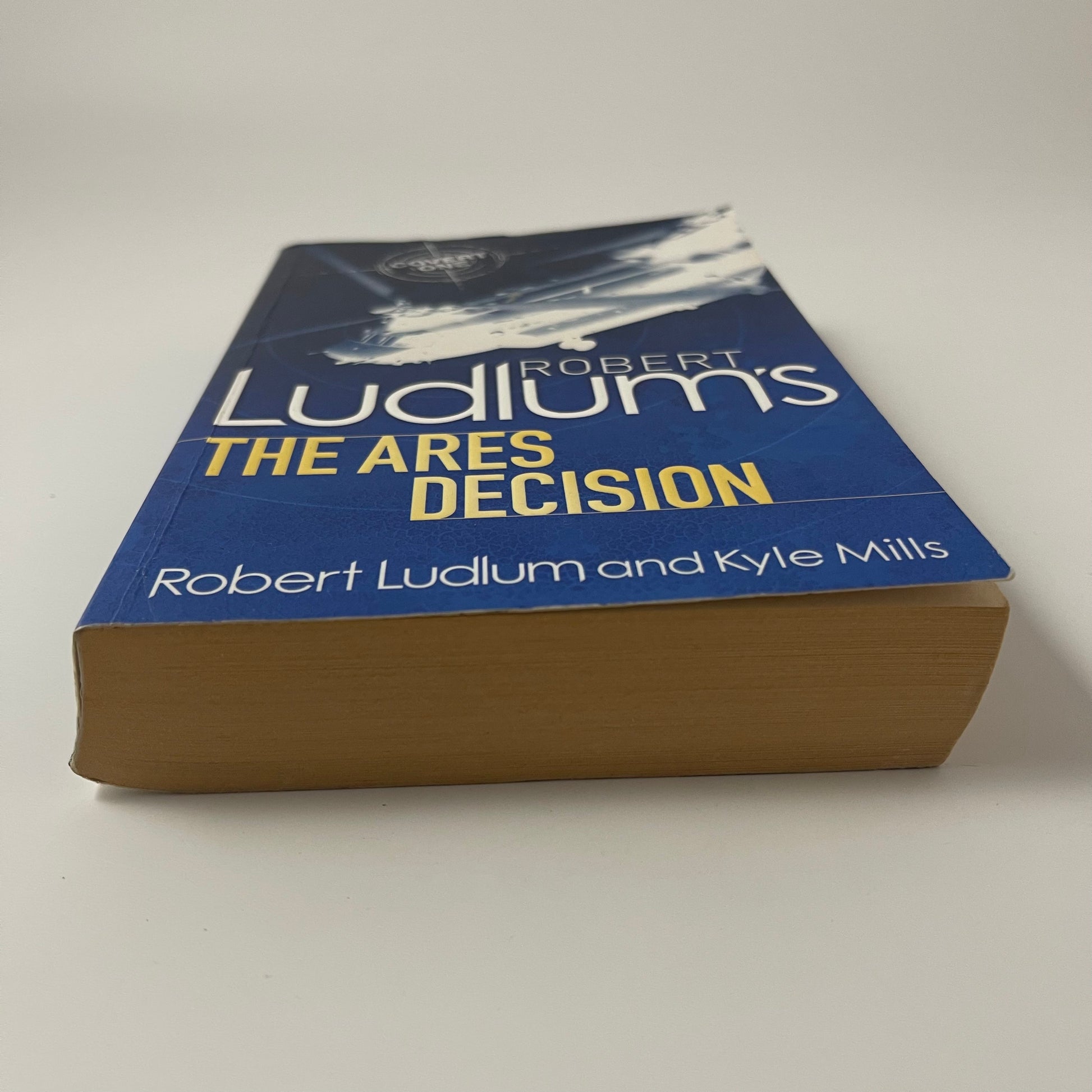 Robert Ludlum's The Ares Decision - Kyle Mills - Bottom Edge