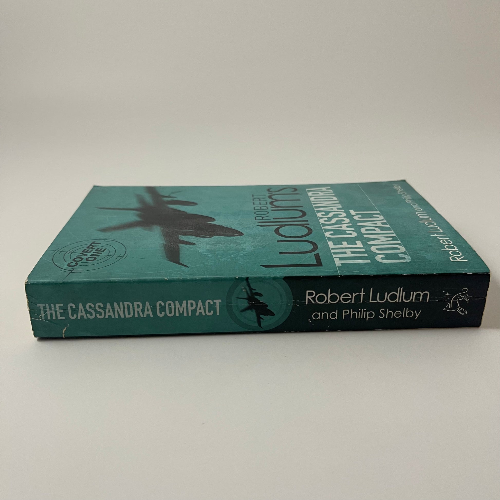 Robert Ludlum's The Cassandra Compact - Robert Ludlum - Spine