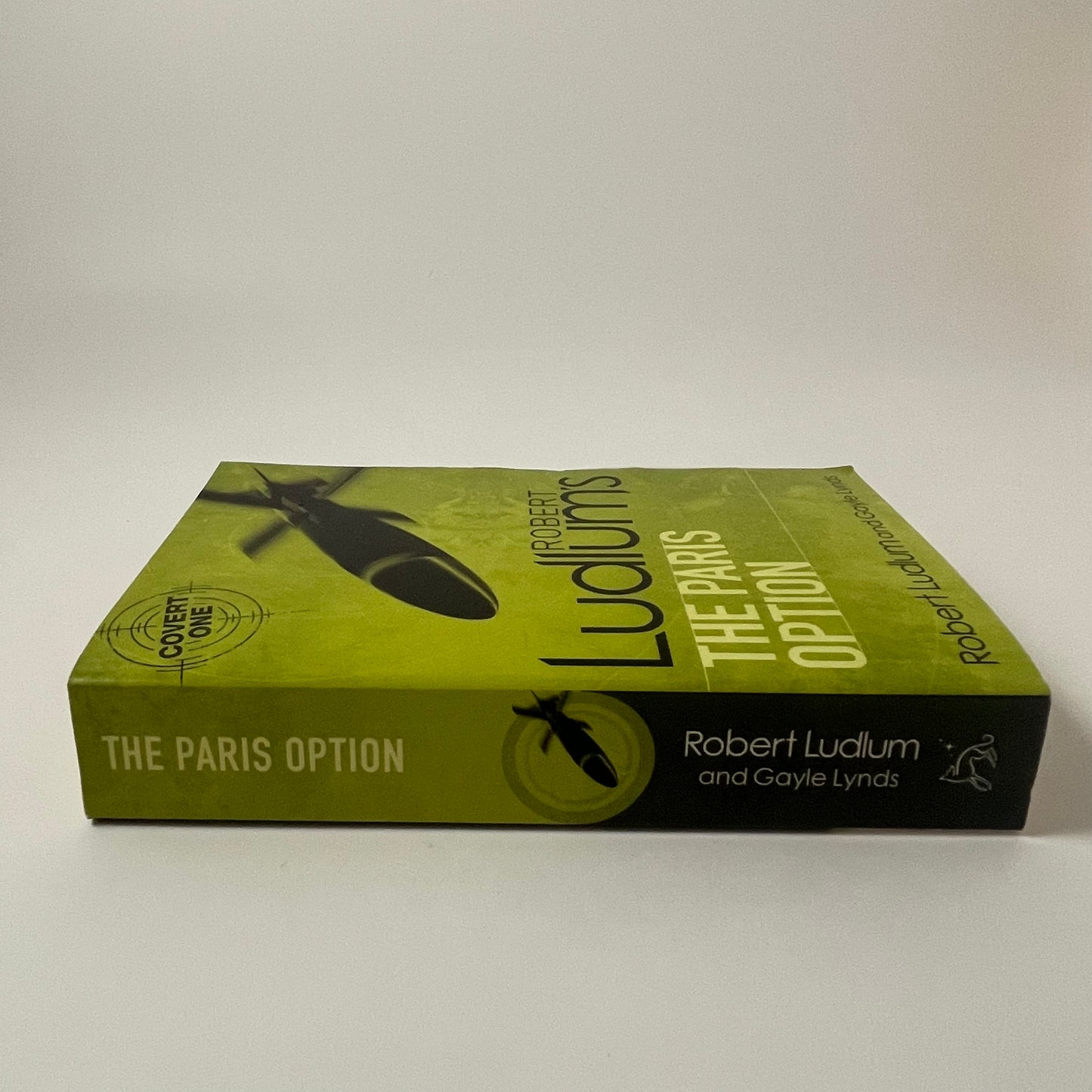 Robert Ludlum's The Paris Option A Covert-One Novel - Gayle Lynds - Spine