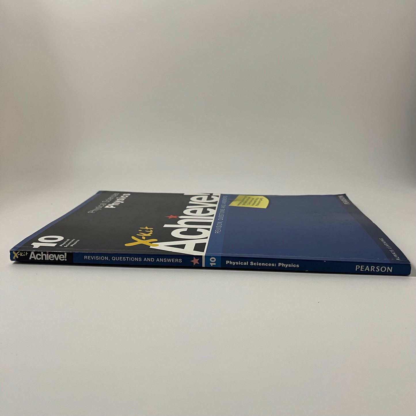 Xkit Achieve! Revision, Questions and Answers. 10. Physical science physics - Clive Long - Spine