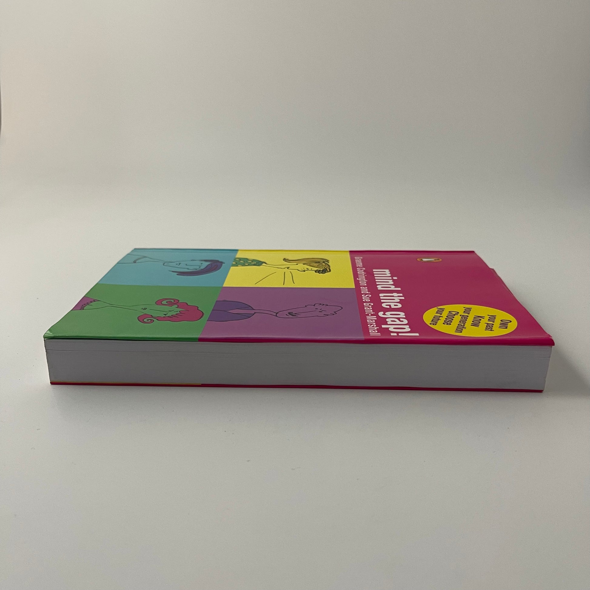 Mind the Gap - Graeme Codrington - Fore Edge