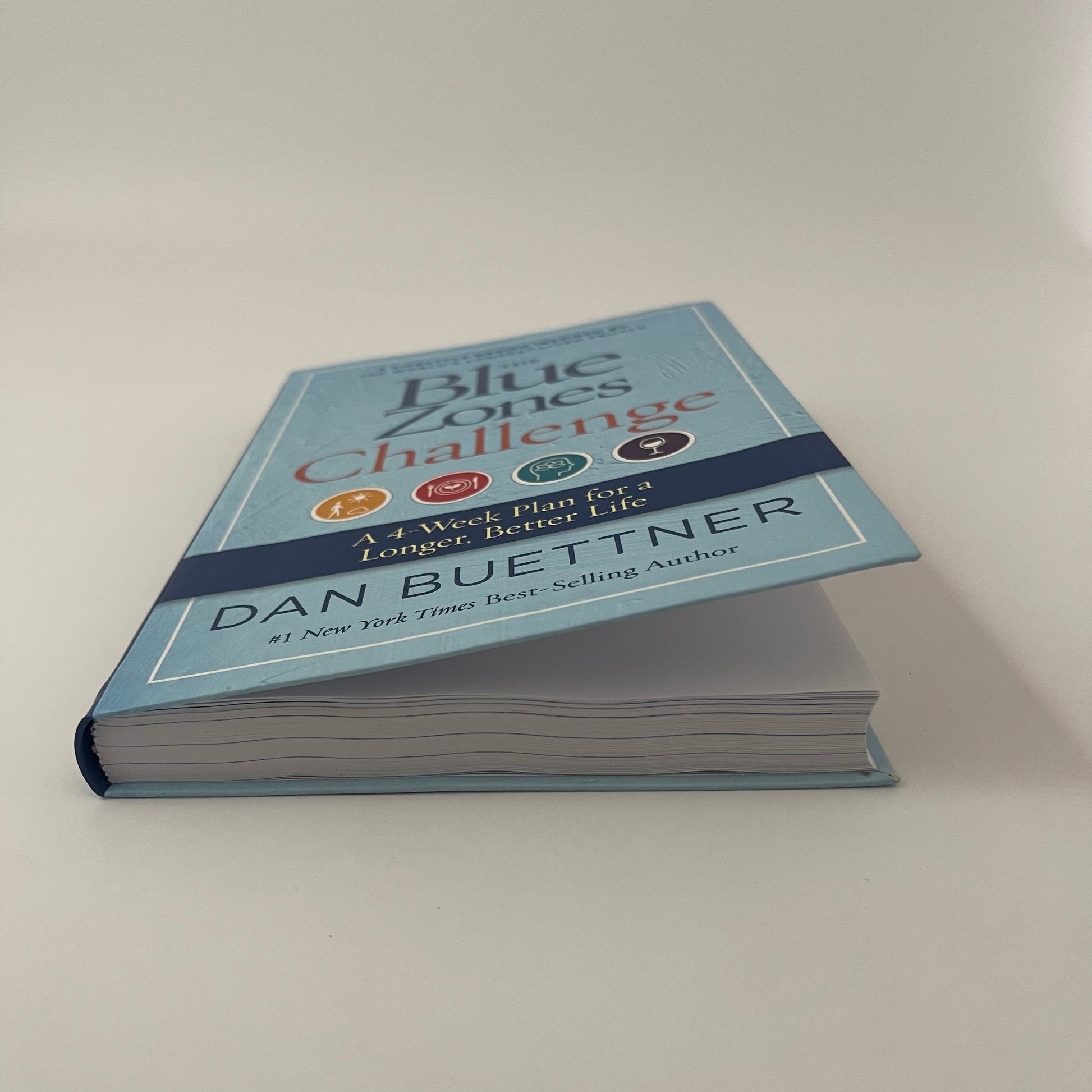 The Blue Zones Challenge A 4-Week Plan for a Longer, Better Life - Dan Buettner - Bottom Edge