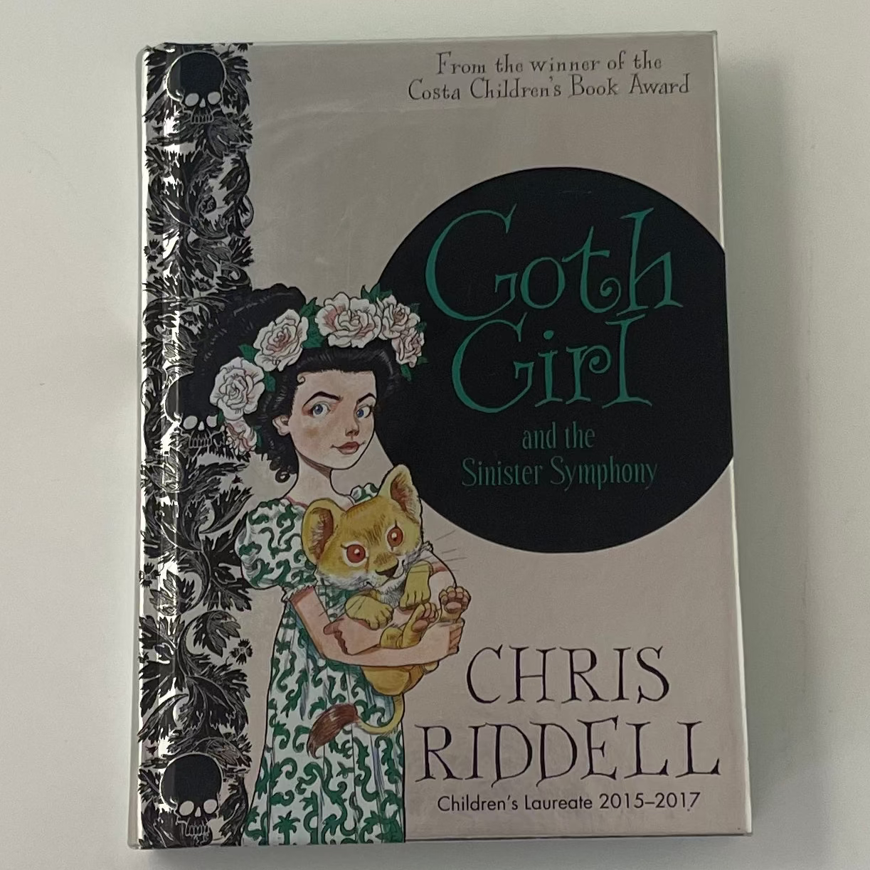 Goth Girl and the Sinister Symphony - Chris Riddell - Front Cover