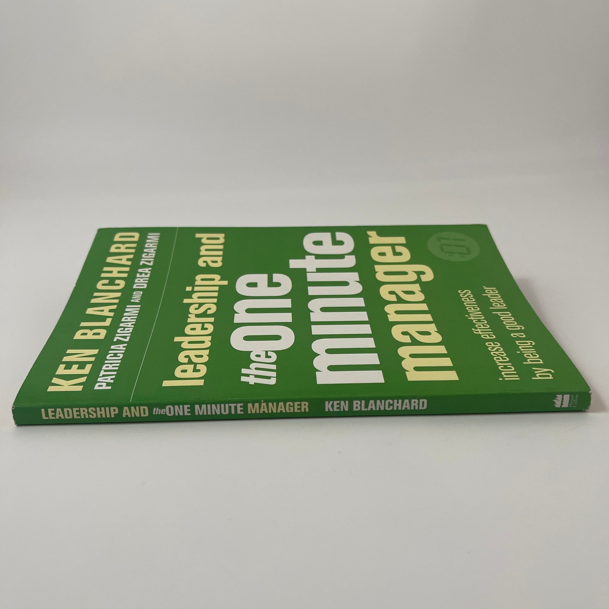 Leadership and the One Minute Manager - Kenneth H. Blanchard - Spine