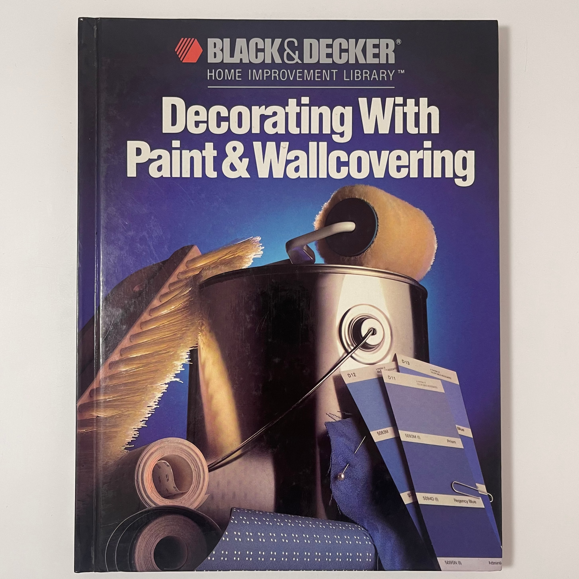 Decorating with Paint and Wallpaper - Black & Decker - Front Cover