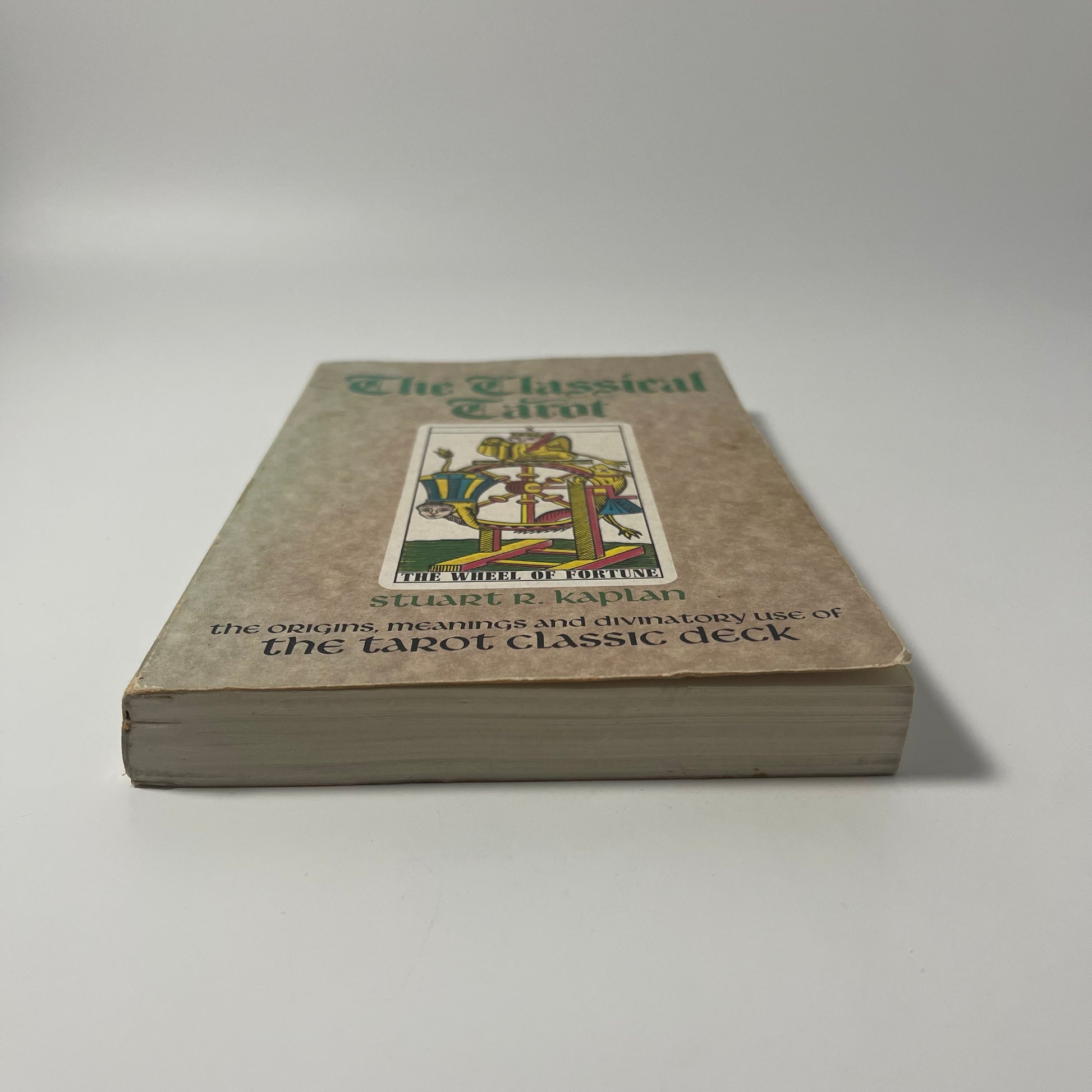 Classical Tarot - Stuart R. Kaplan - Bottom Edge