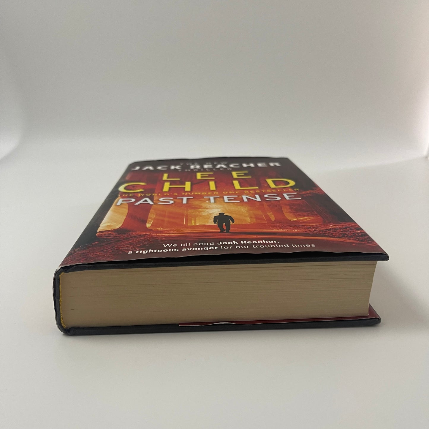 Past Tense - Lee Child - Bottom Edge