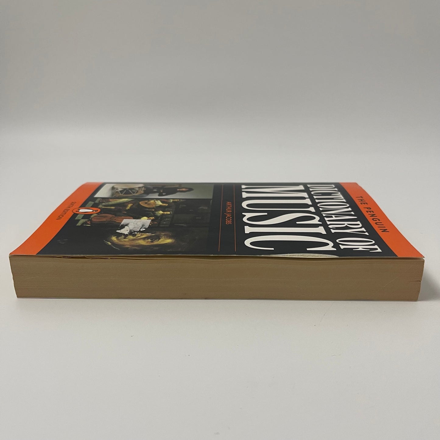 Dictionary of Music, The Penguin: Sixth Edition (Dictionary, Penguin) - Arthur Jacobs - Fore Edge