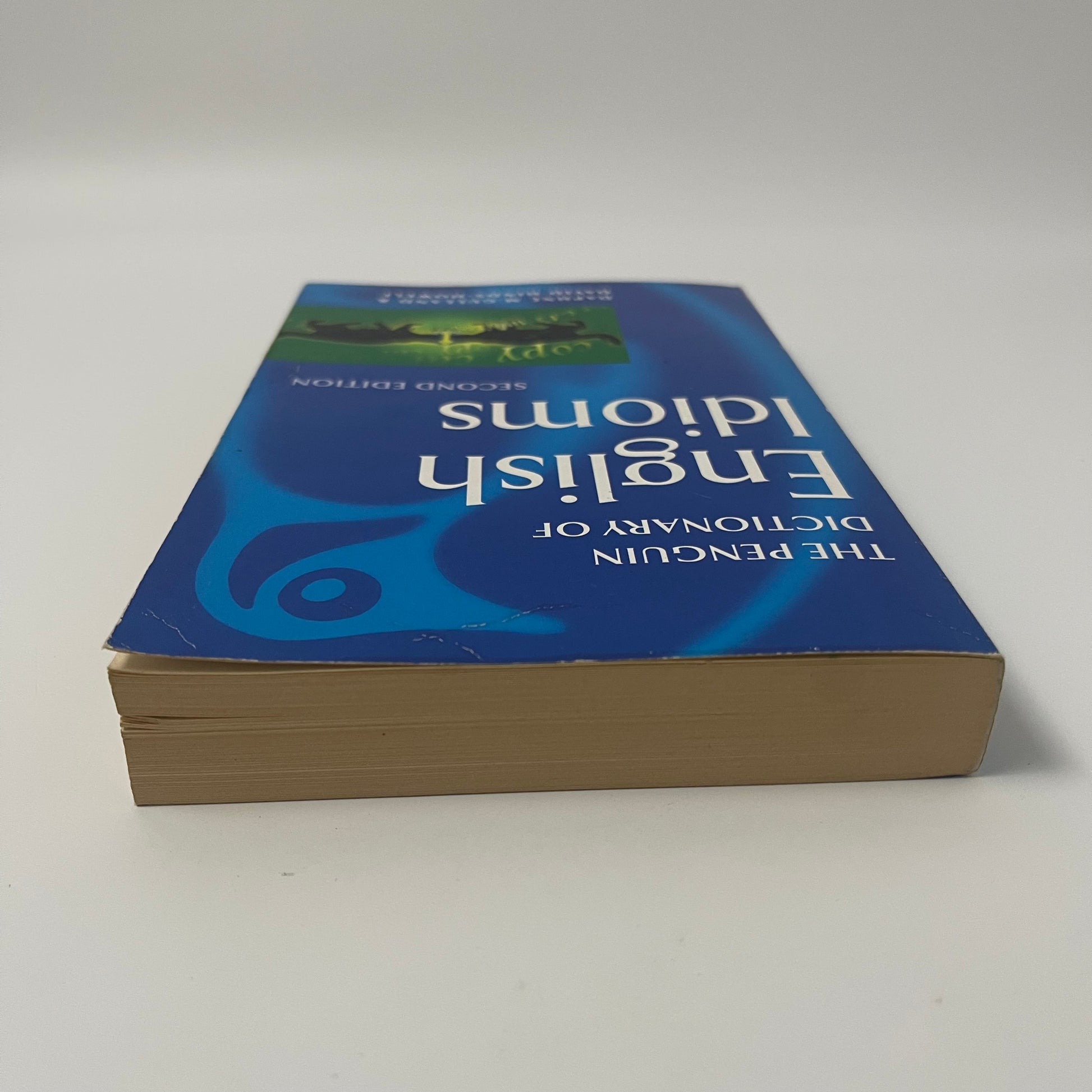 The Penguin Dictionary of English Idioms - Daphne M. Gulland - Top Edge