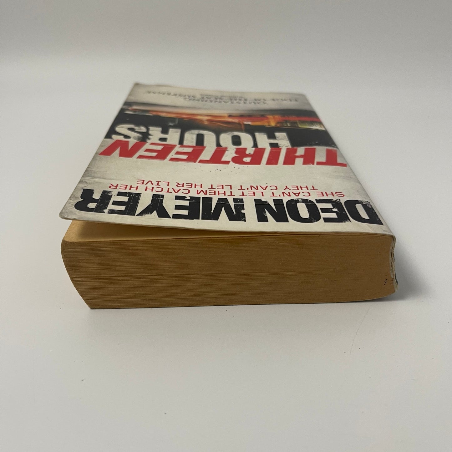 Thirteen Hours - Deon Meyer - Top Edge