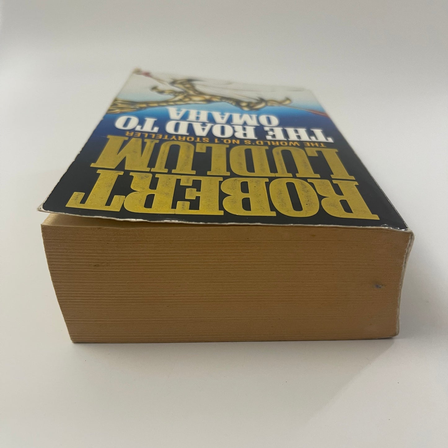 The Road to Omaha - Robert Ludlum - Top Edge