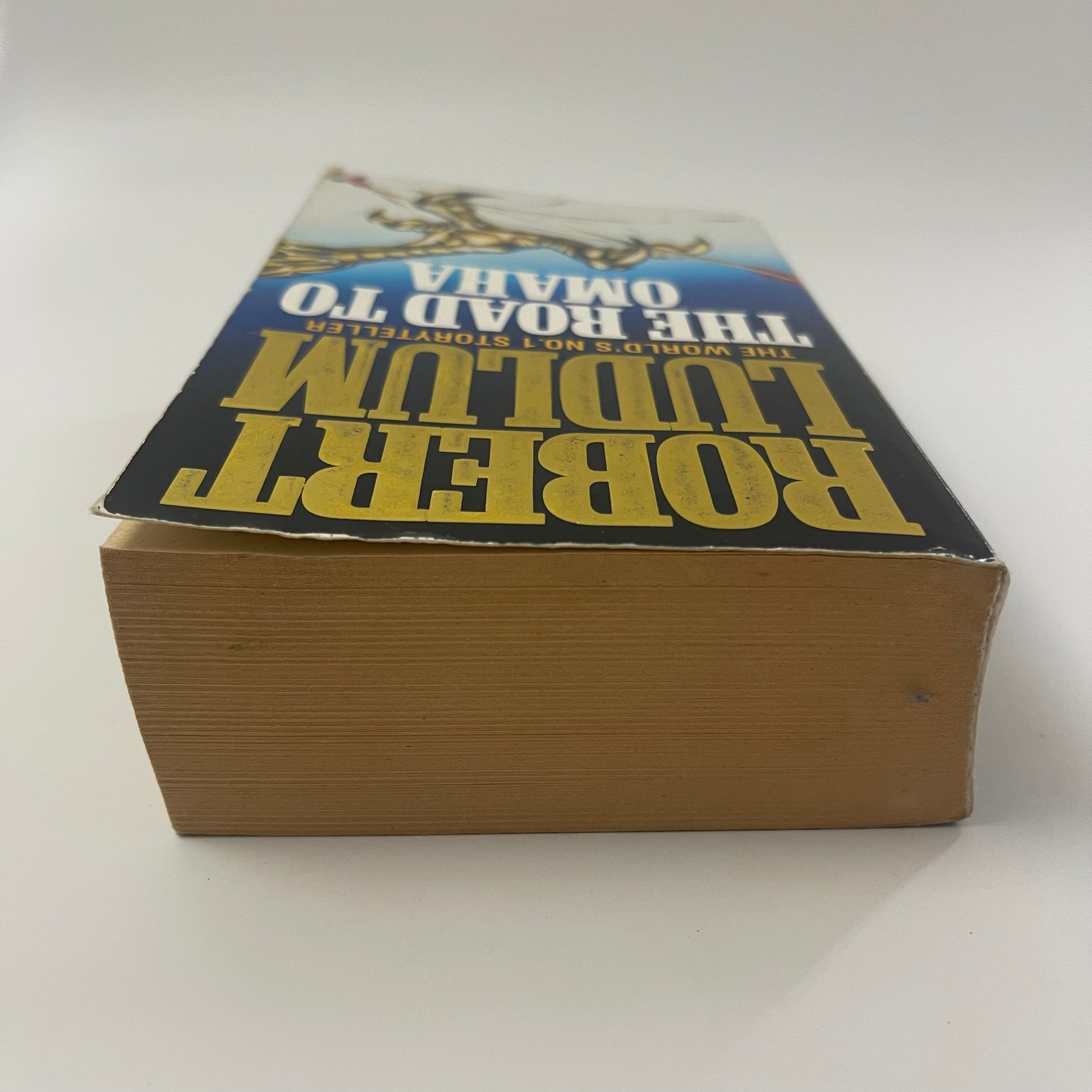 The Road to Omaha - Robert Ludlum - Top Edge