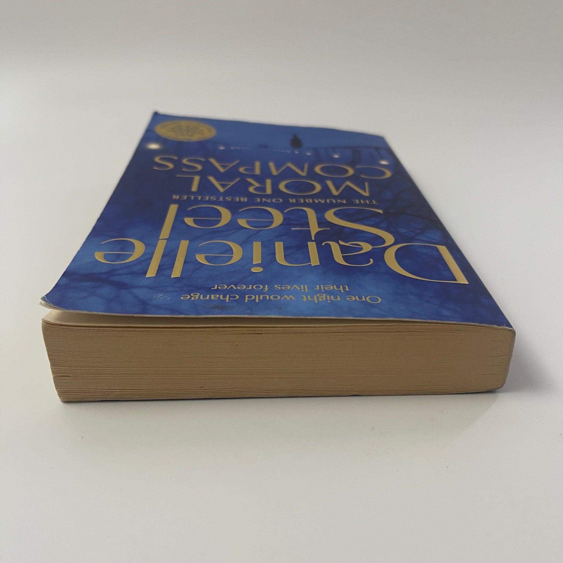 Moral Compass - Danielle Steel - Top Edge