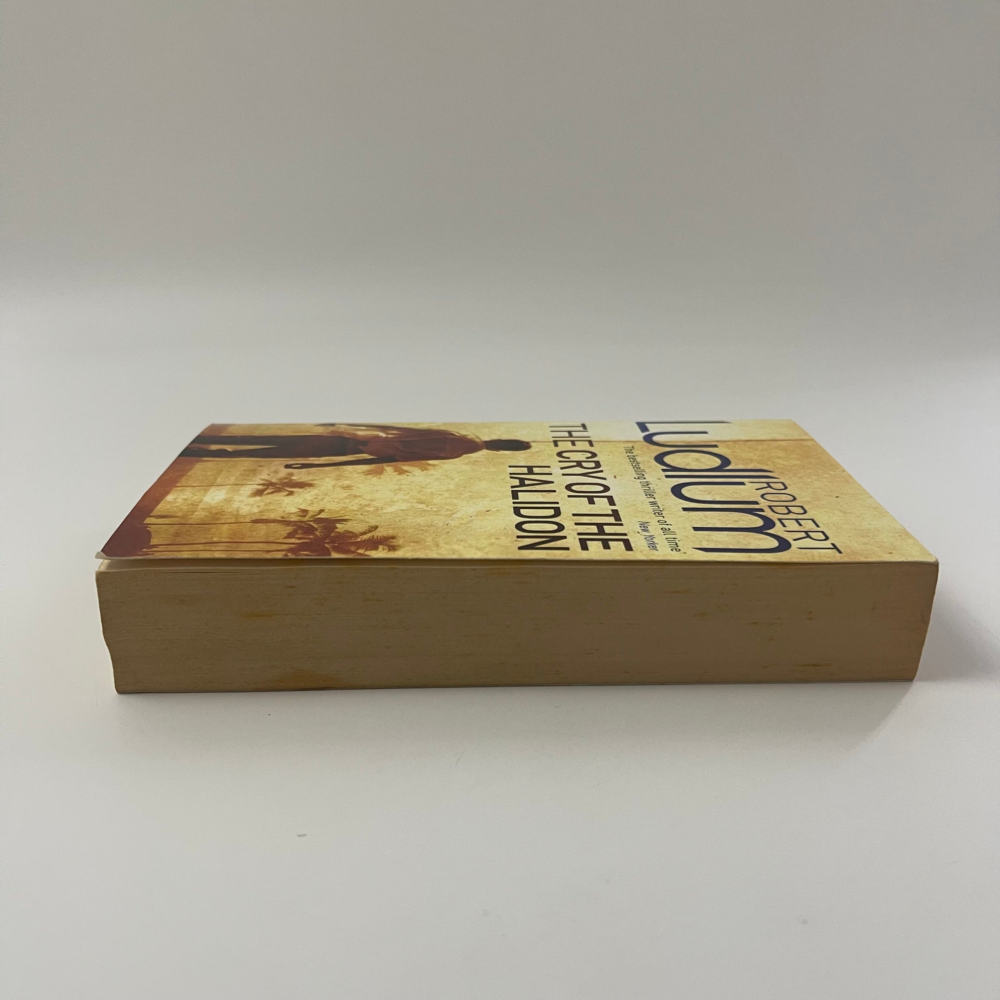 The Cry Of The Halidon - Robert Ludlum - Fore Edge