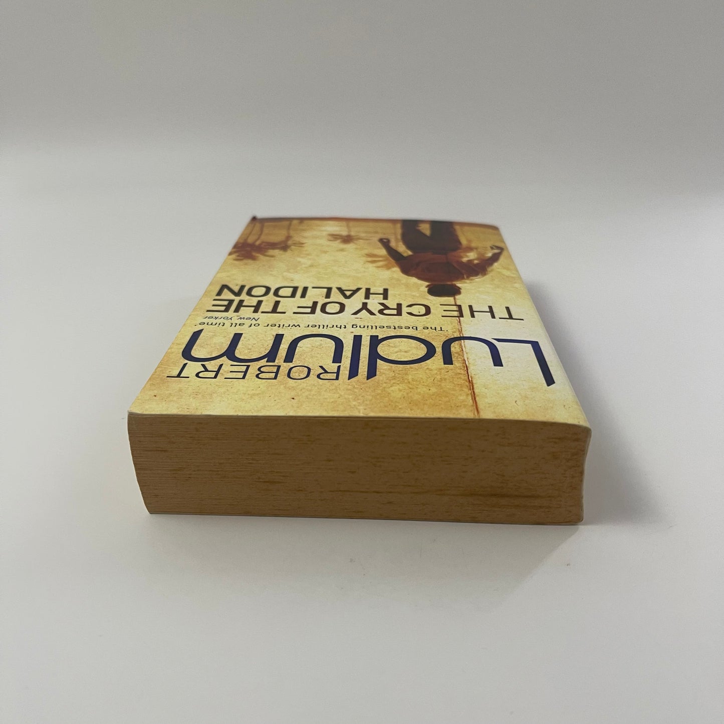 The Cry Of The Halidon - Robert Ludlum - Top Edge