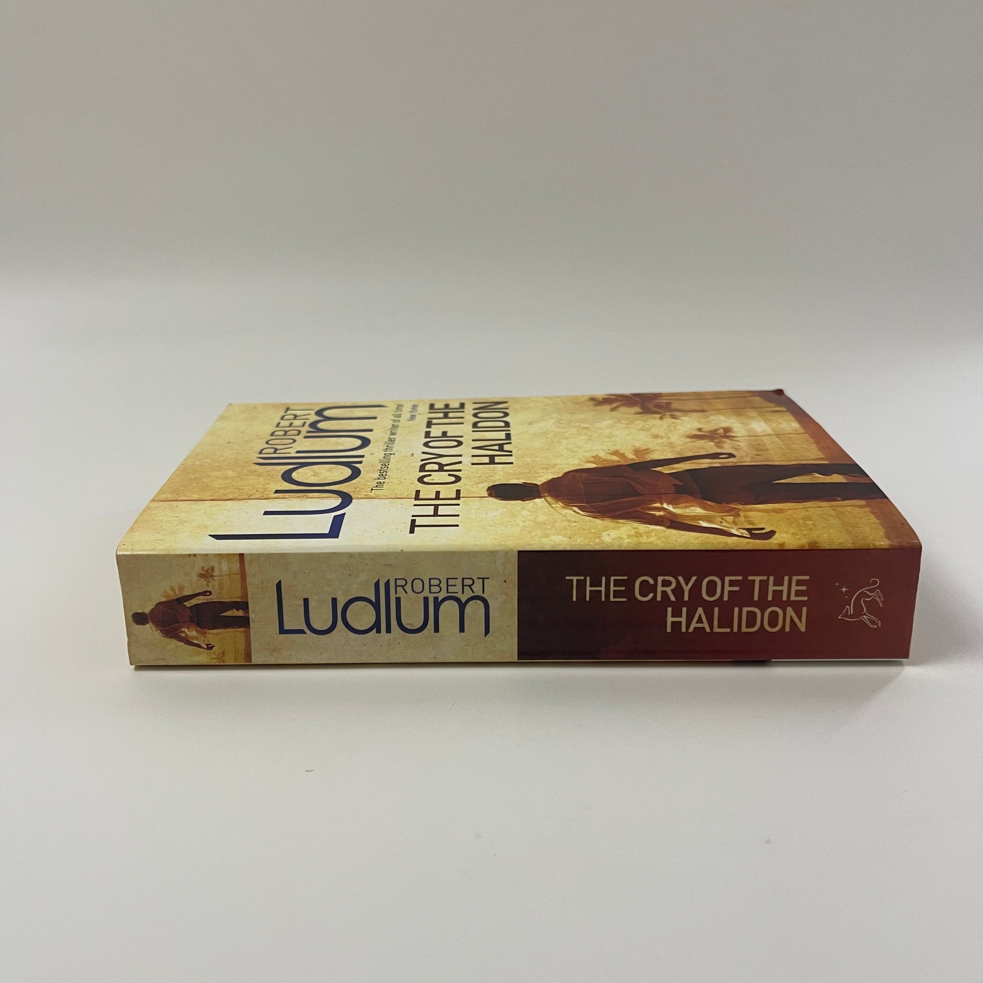 The Cry Of The Halidon - Robert Ludlum - Spine