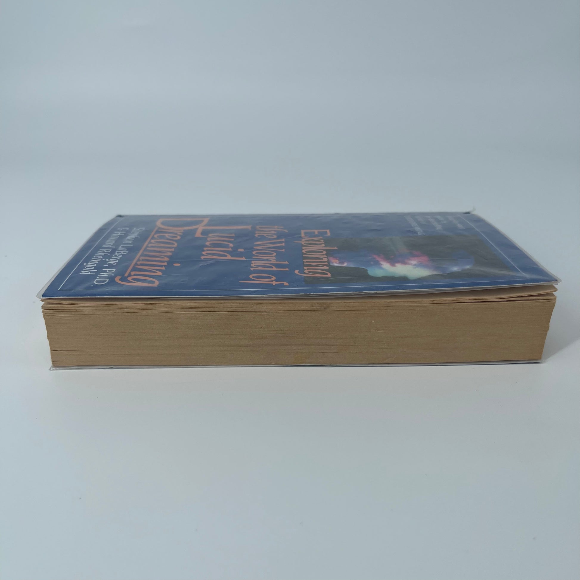 Exploring the World of Lucid Dreaming - Stephen LaBerge - Fore Edge
