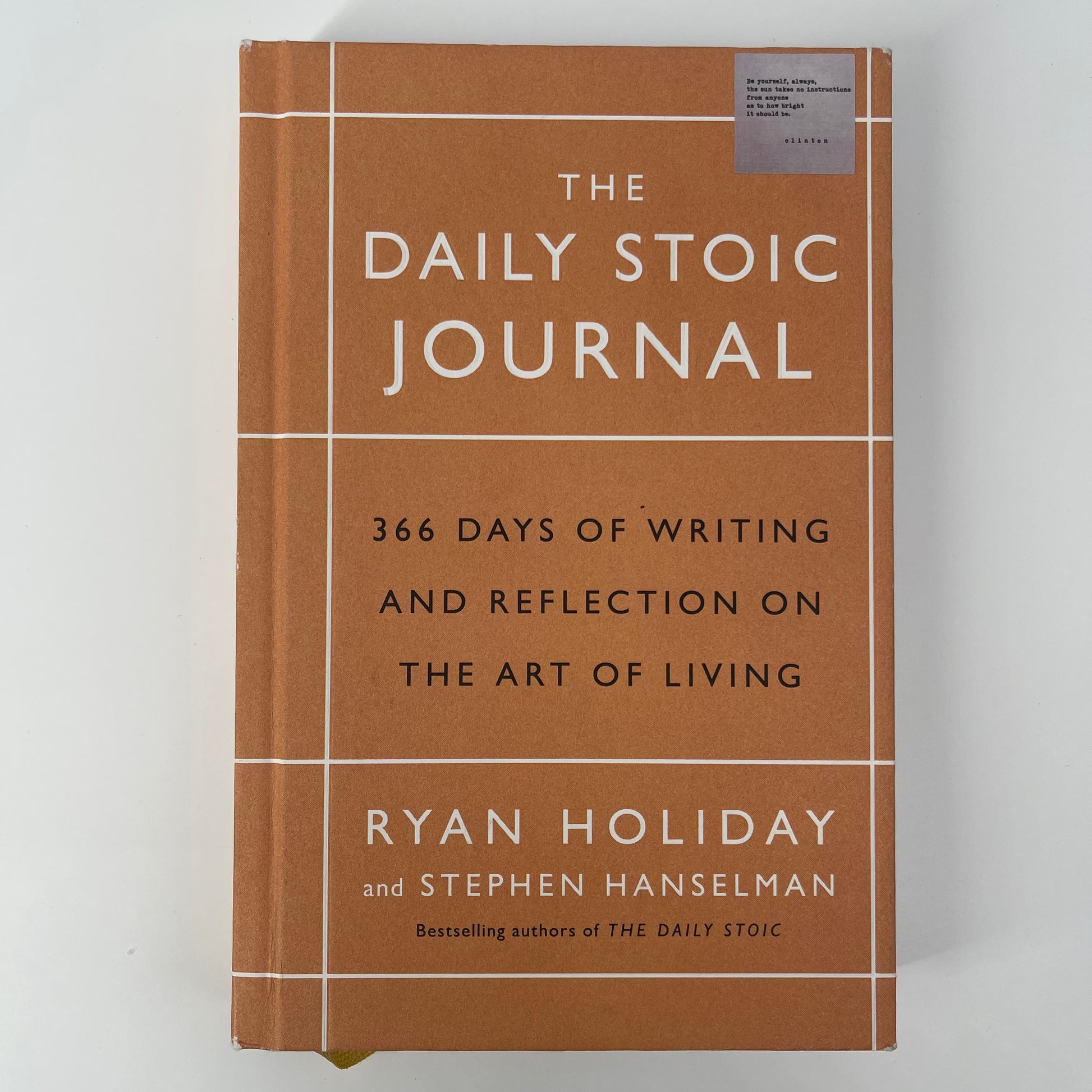 The Daily Stoic Journal 366 Days of Writing and Reflecting on the Art of Living - Ryan Holiday - Front Cover