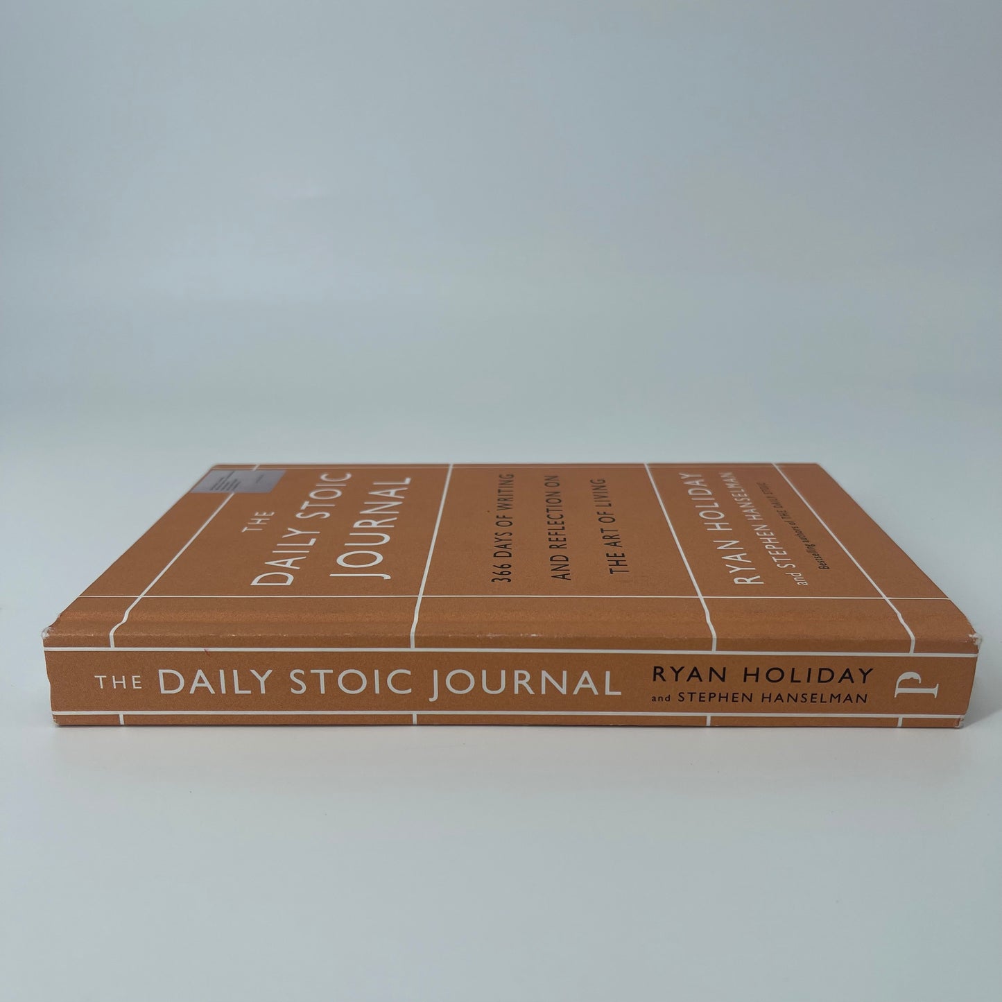 The Daily Stoic Journal 366 Days of Writing and Reflecting on the Art of Living - Ryan Holiday - Condition Detail 1