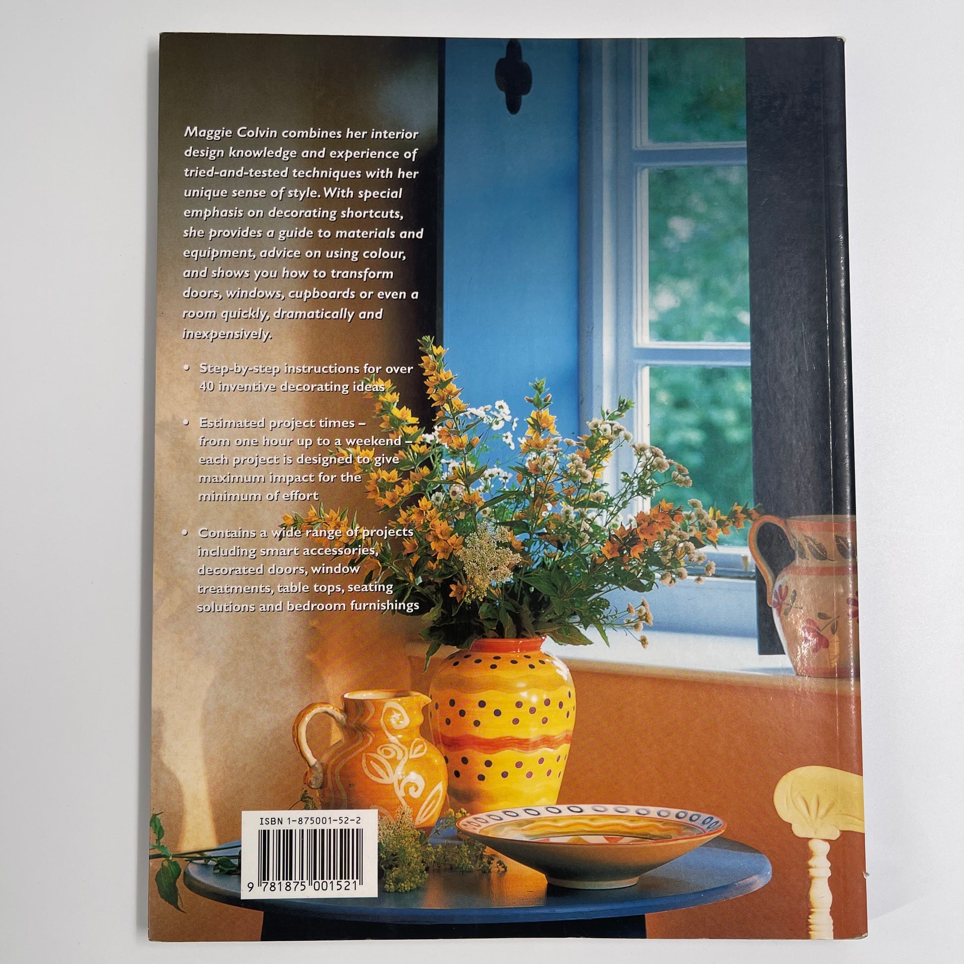 Touches of Style Over 40 Quick-to-Do Projects, from an Hour to a Weekend - Maggie Colvin - Fore Edge