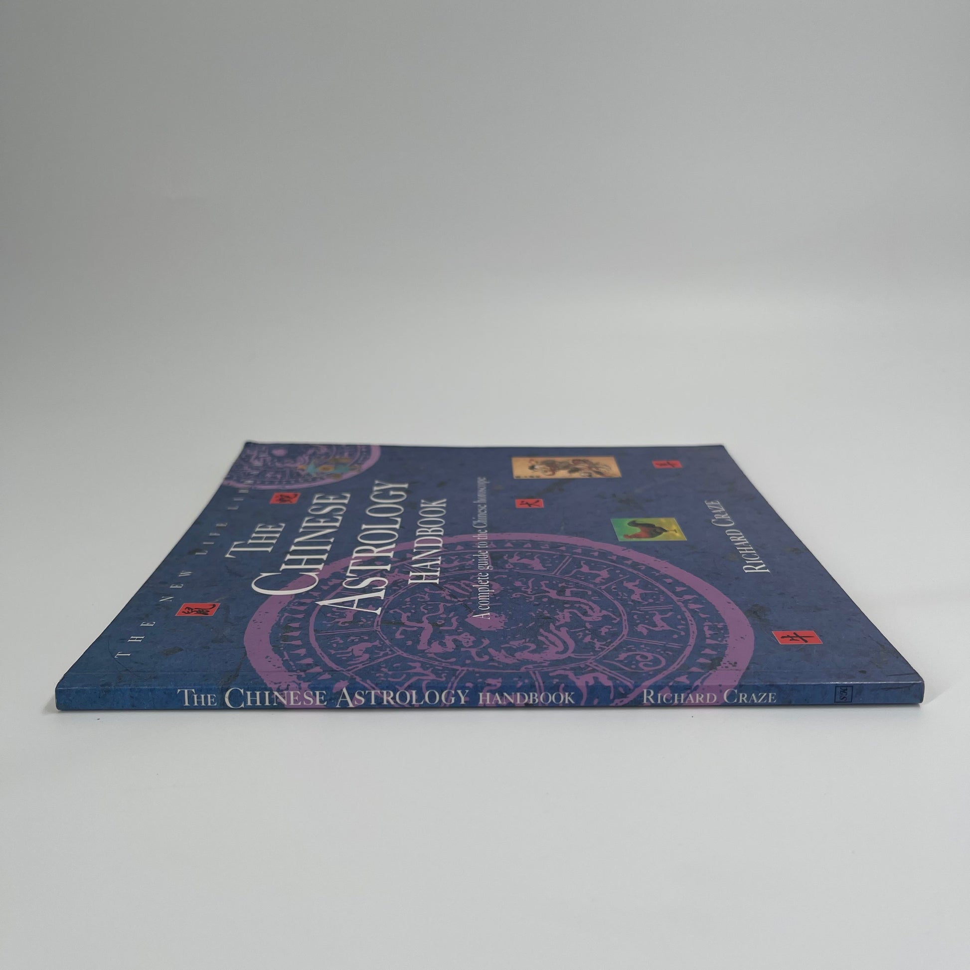 The Chinese Astrology Handbook A Complete Guide to the Chinese Horoscope - Richard Craze - Condition Detail 1