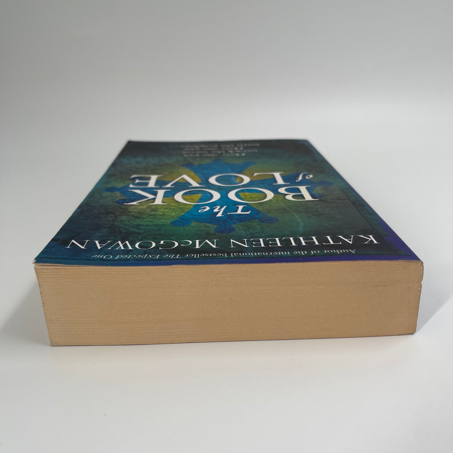 The Book of Love - Kathleen McGowan - Top Edge