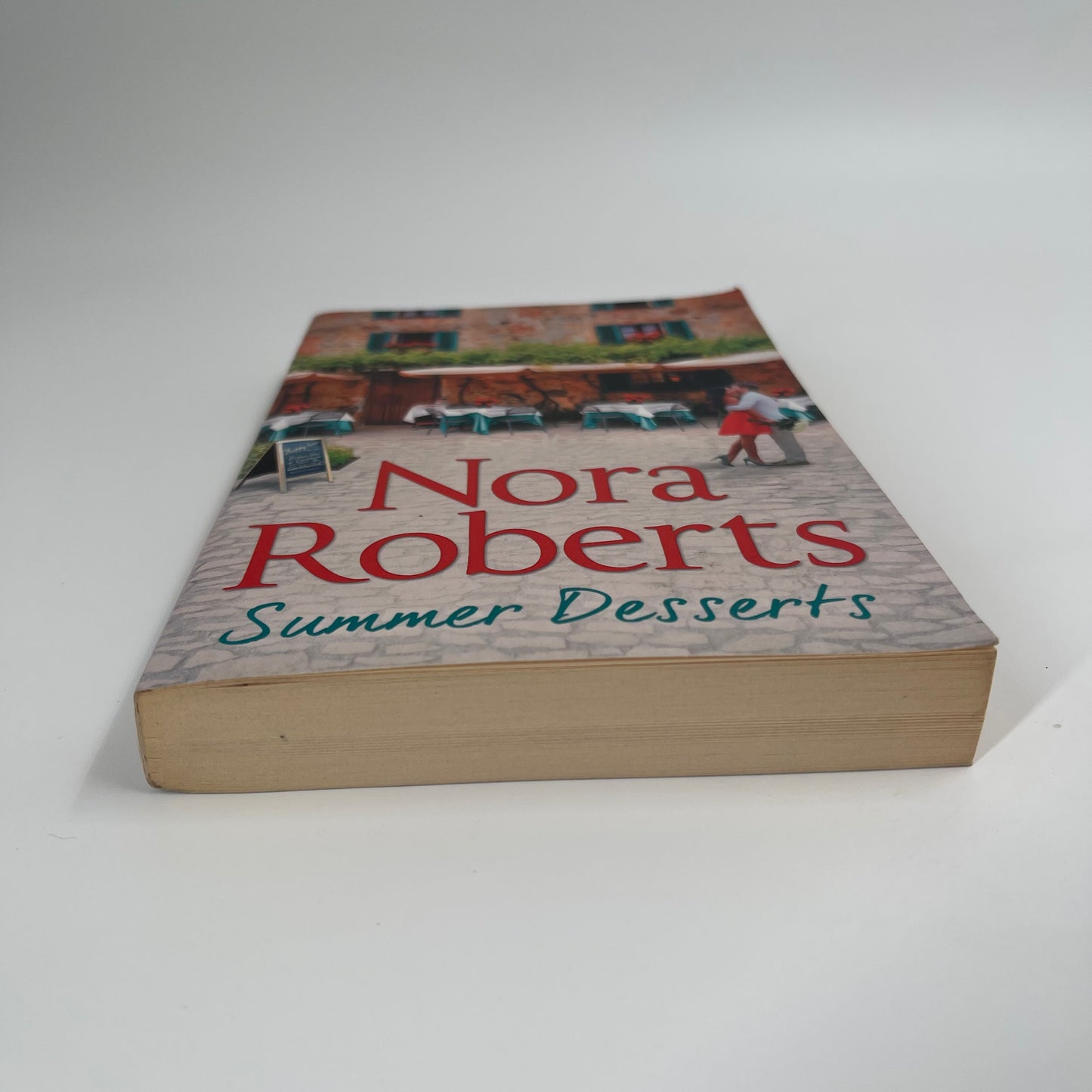 Summer Desserts - Nora Roberts - Bottom Edge