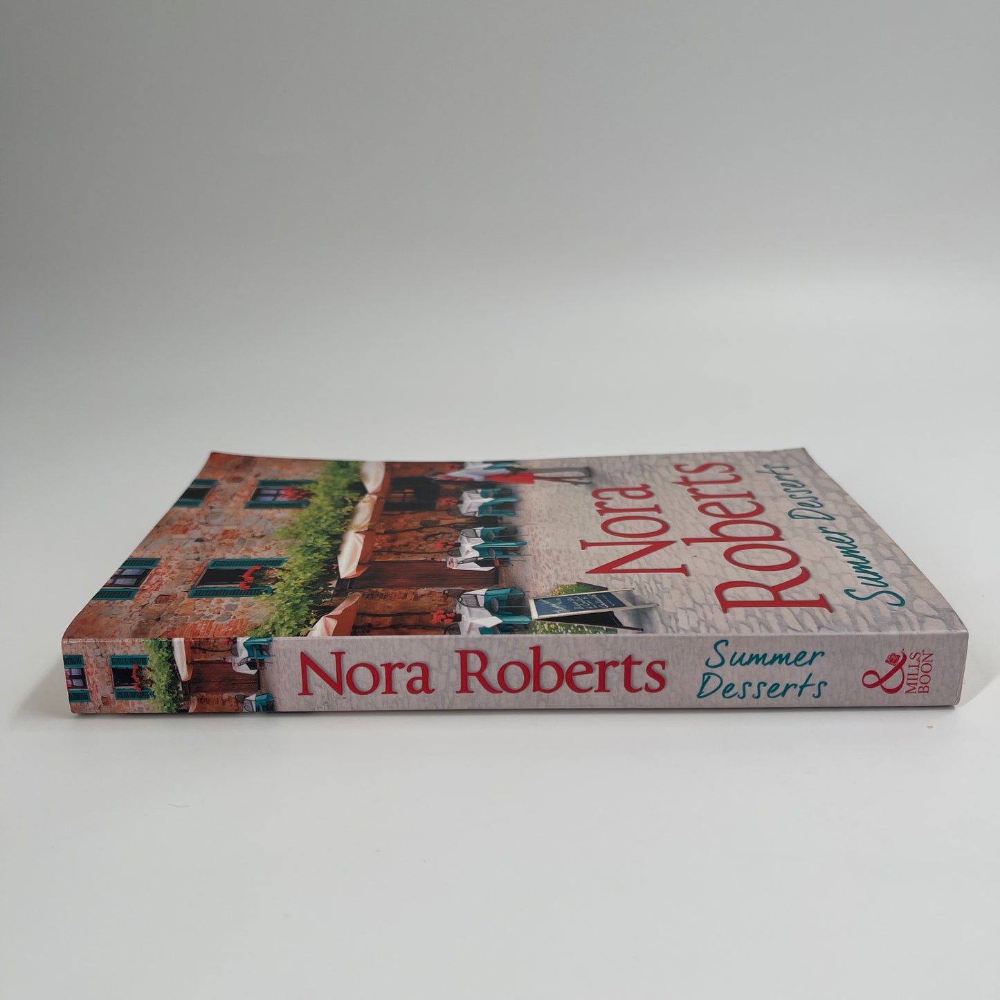 Summer Desserts - Nora Roberts - Spine