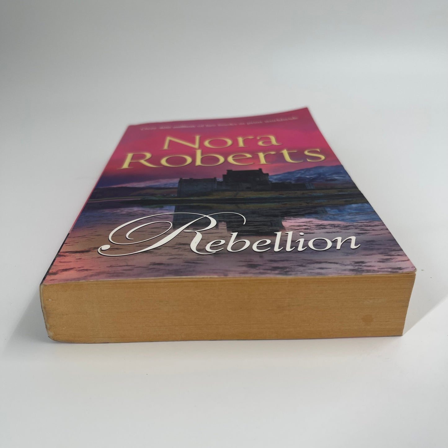Rebellion - Nora Roberts - Bottom Edge