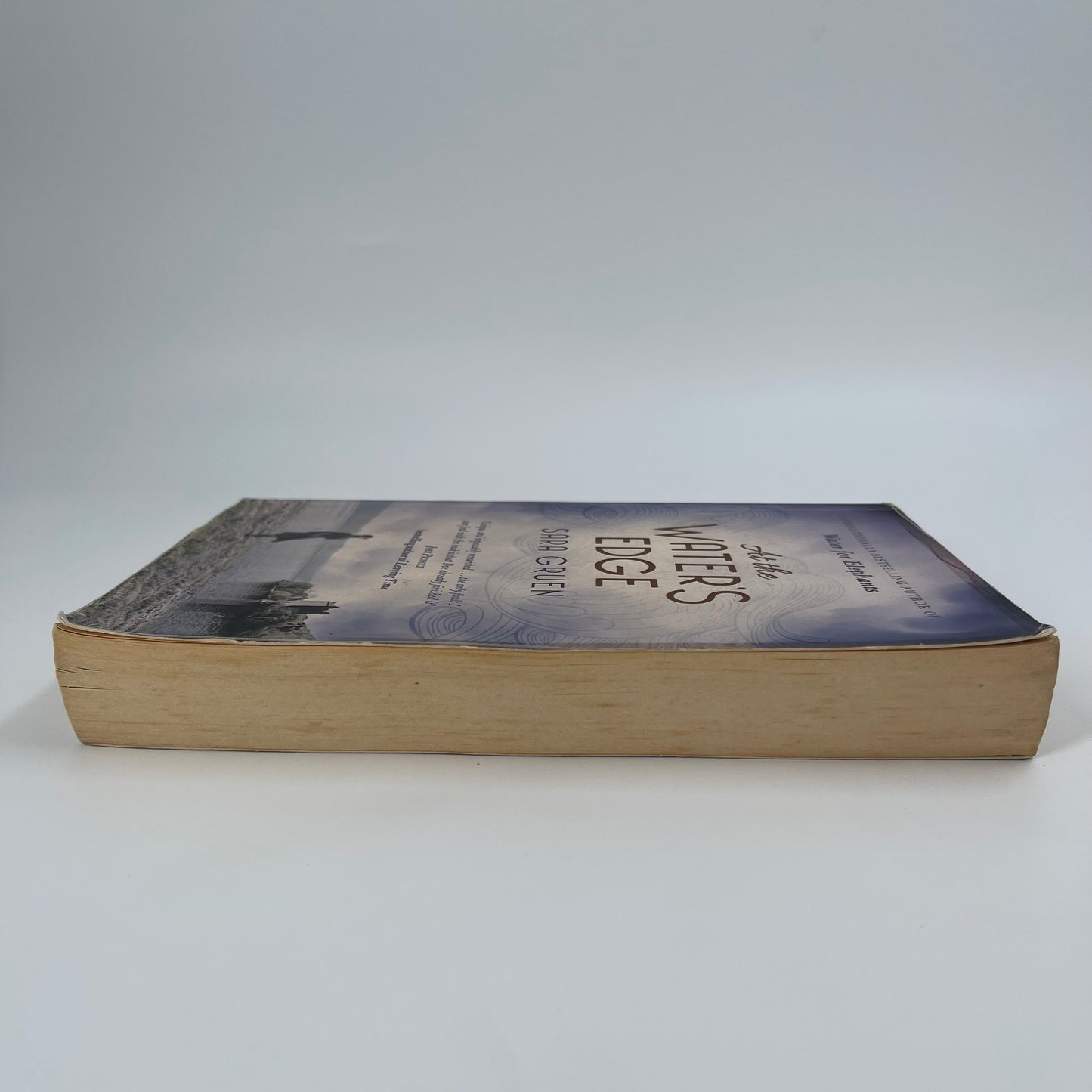 At the Water's Edge - Sara Gruen - Fore Edge