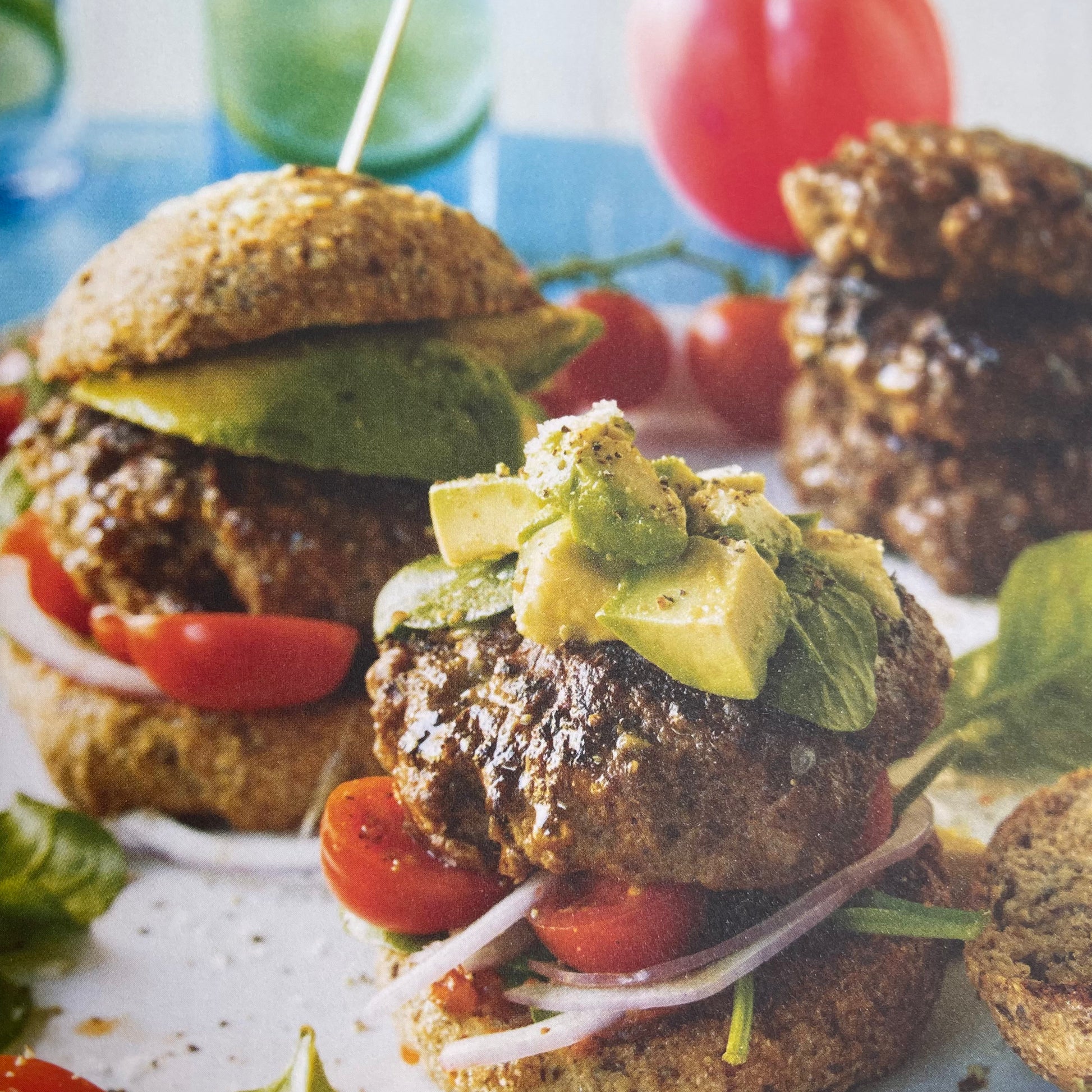 The Low Carb Solution for Diabetics - Vicki De Beer - Bottom Edge