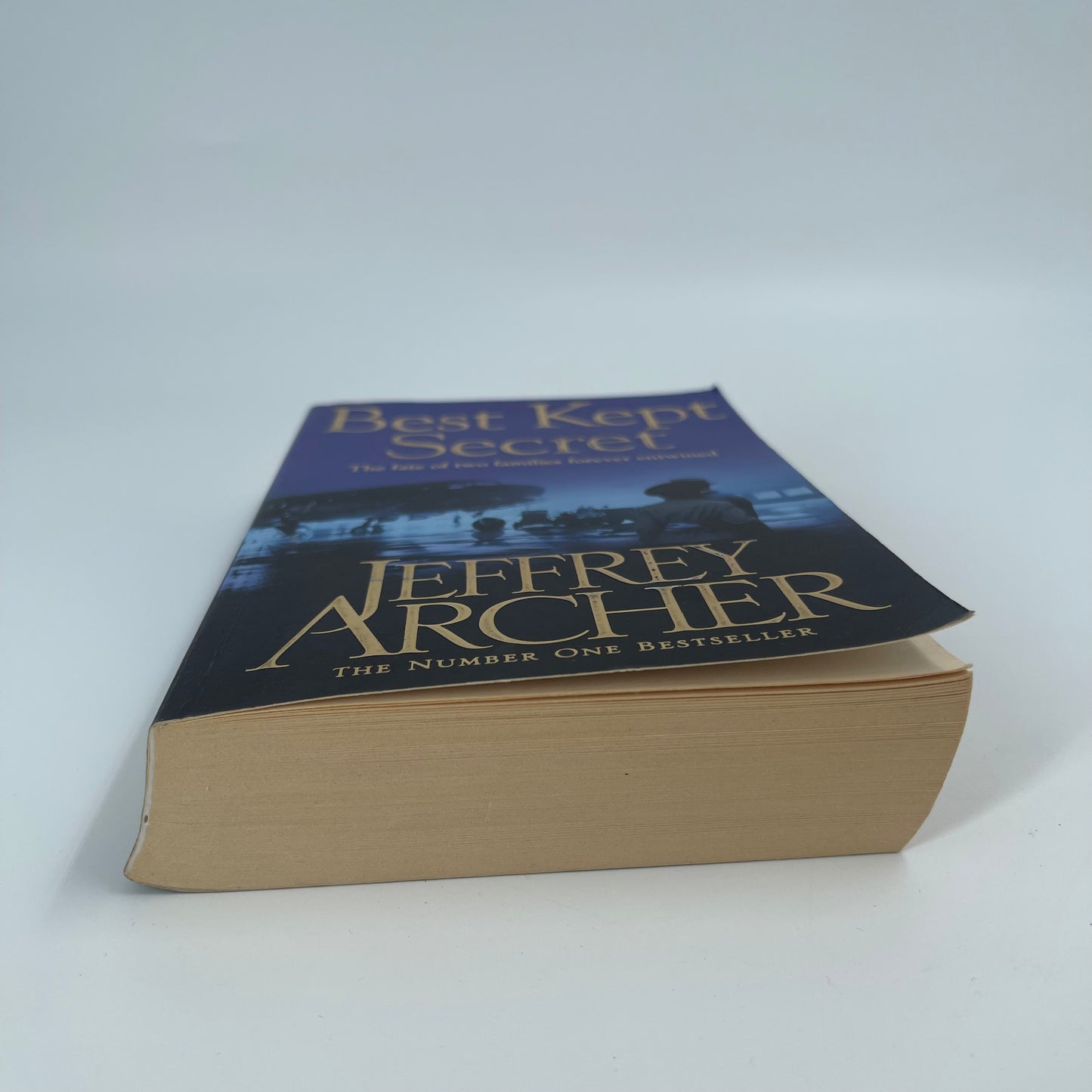 Best Kept Secret - Jeffrey Archer - Bottom Edge