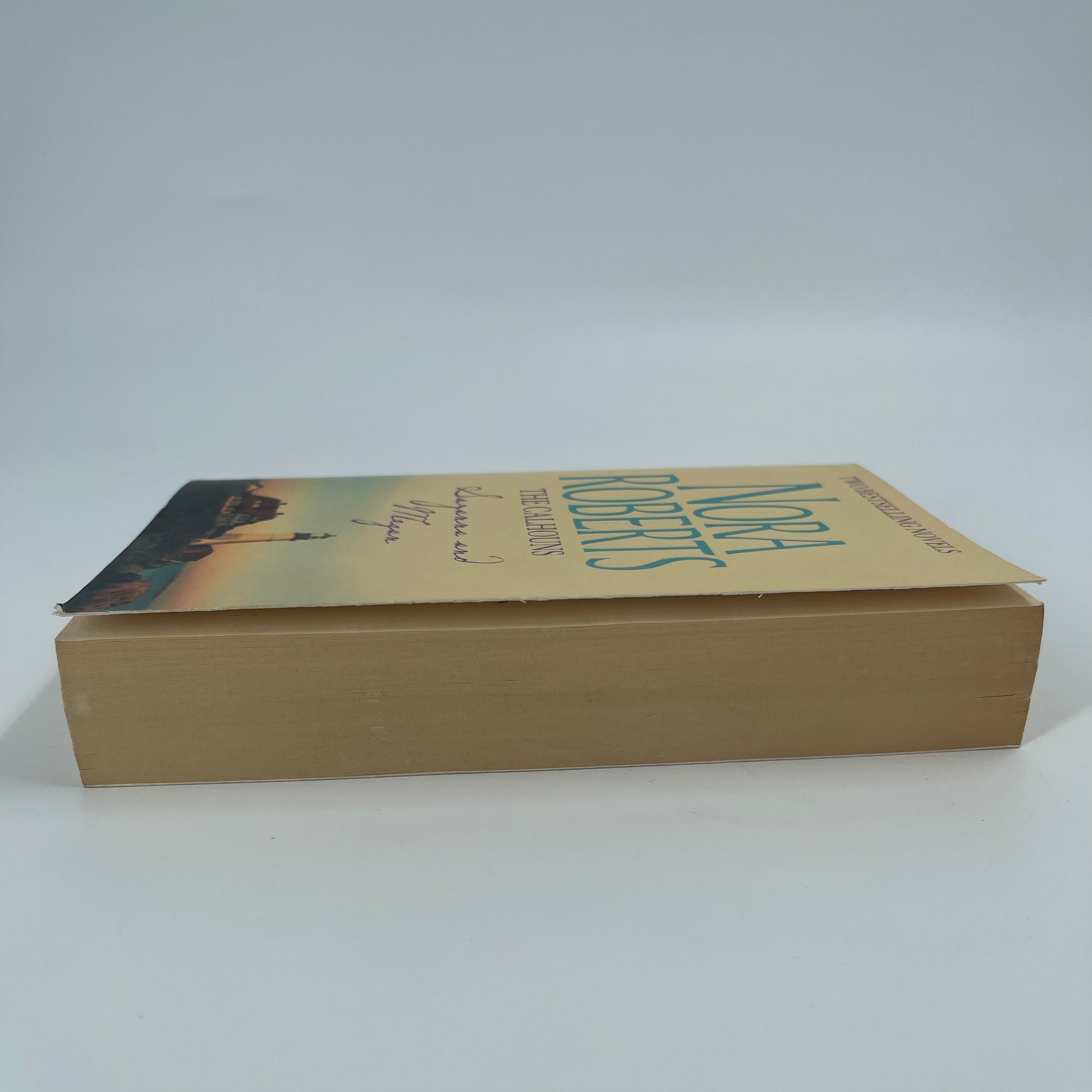 The Calhouns Suzanna and Megan - Nora Roberts - Fore Edge