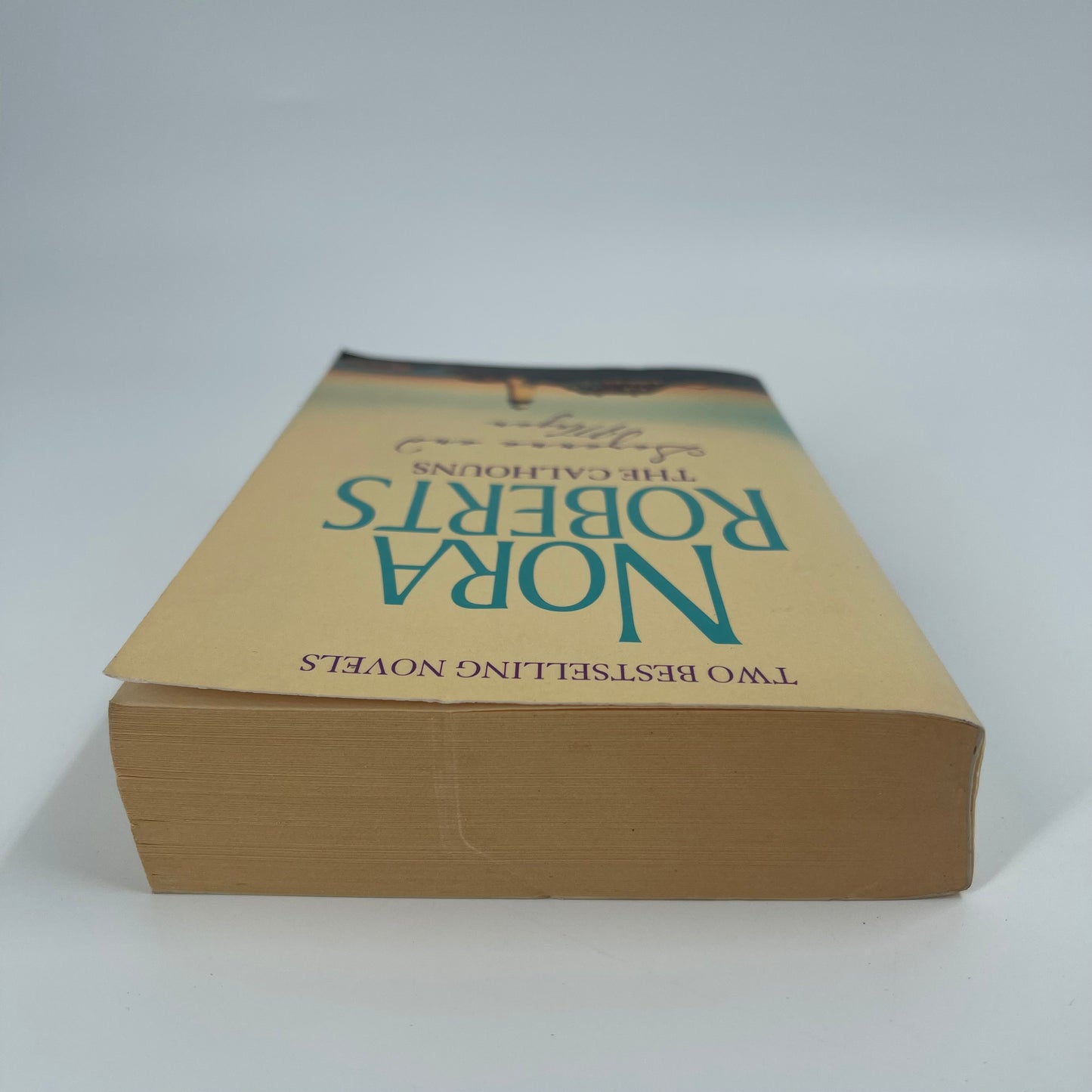 The Calhouns Suzanna and Megan - Nora Roberts - Top Edge