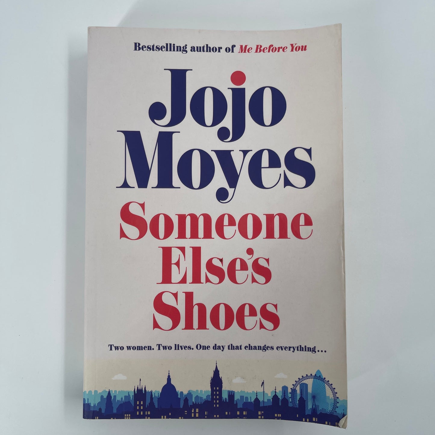 Someone Else's Shoes - Jojo Moyes - Front Cover