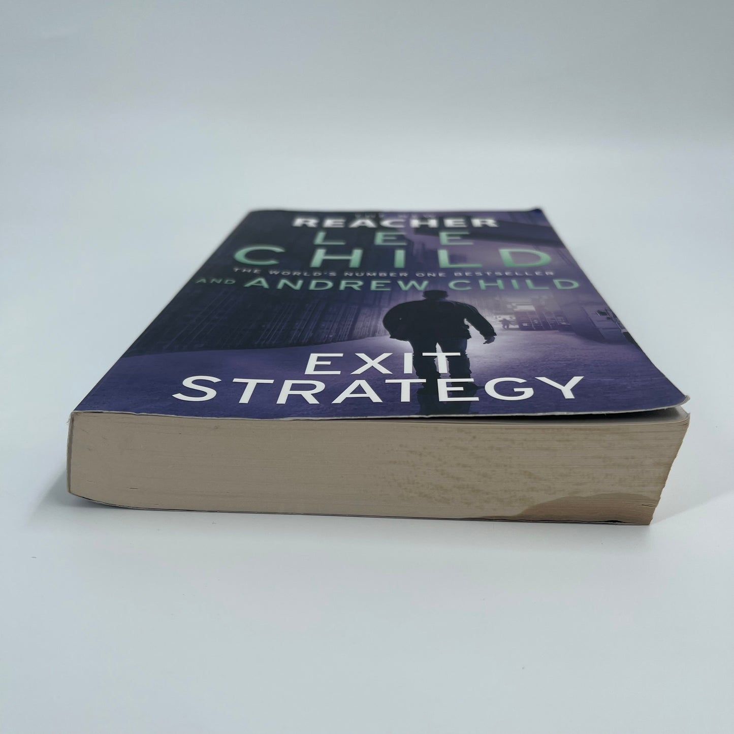 Exit Strategy - Lee Child - Bottom Edge