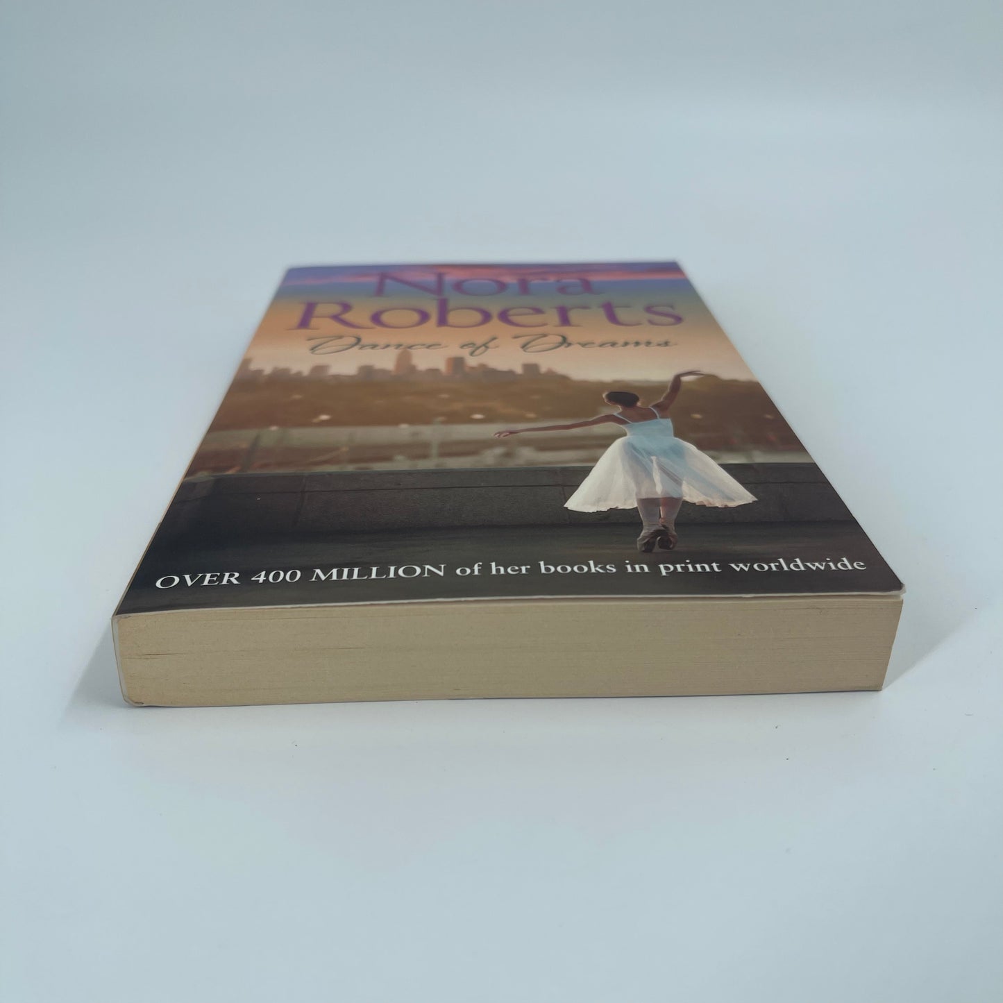 Dance of Dreams - Nora Roberts - Bottom Edge