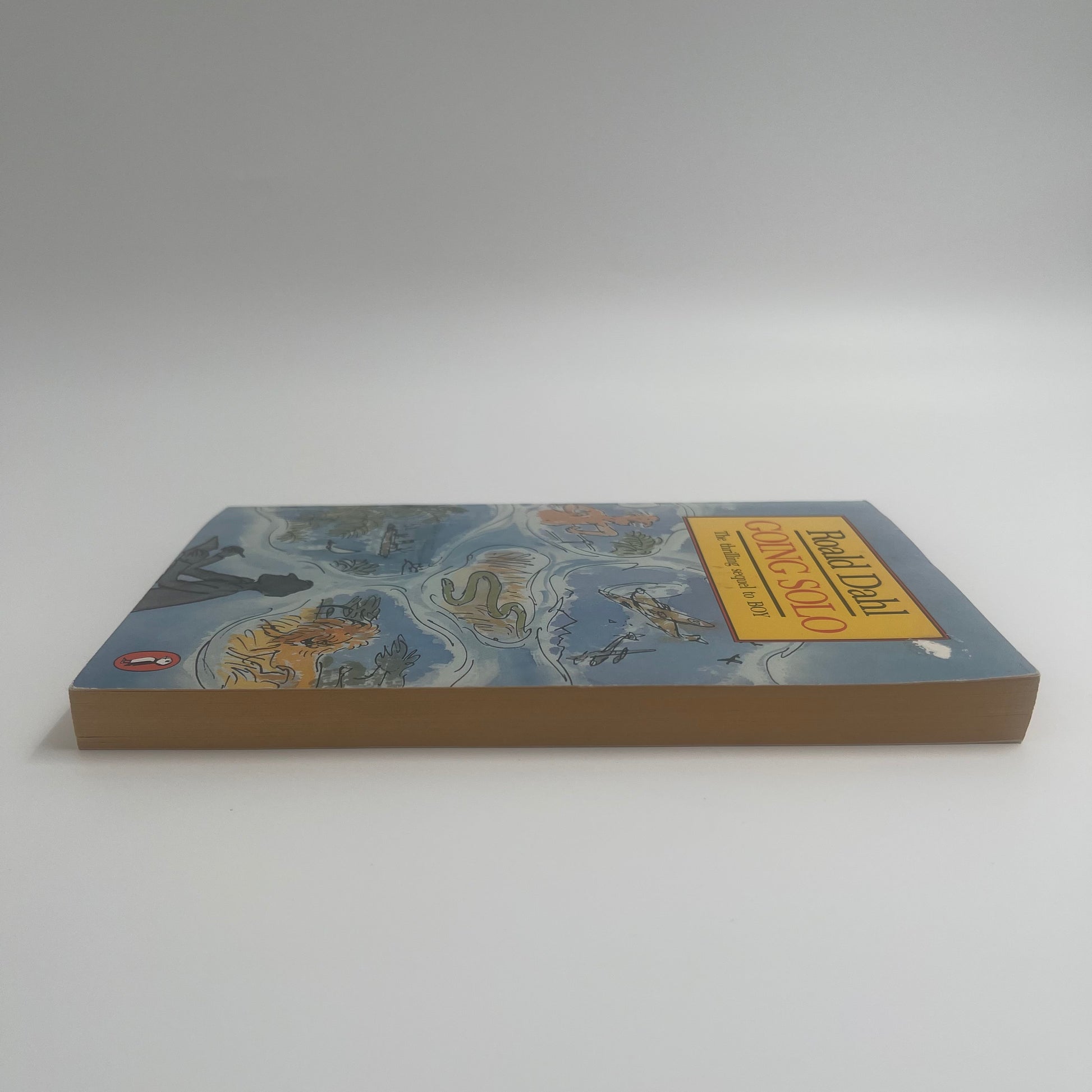 Going Solo - Roald Dahl - Fore Edge