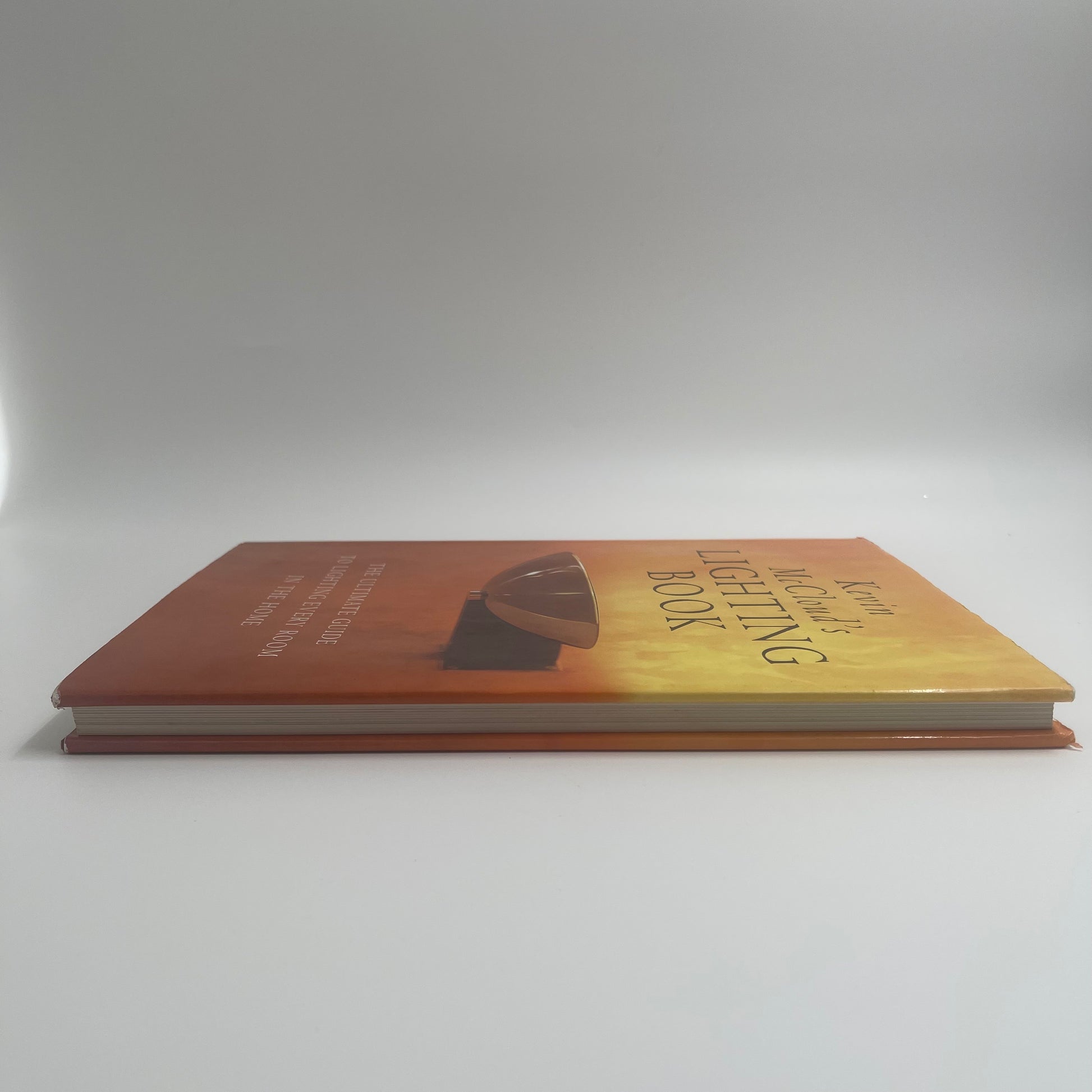 Kevin McCloud's Lighting Book The Ultimate Guide to Lighting Every Room in the Home - Kevin McCloud - Condition Detail 3