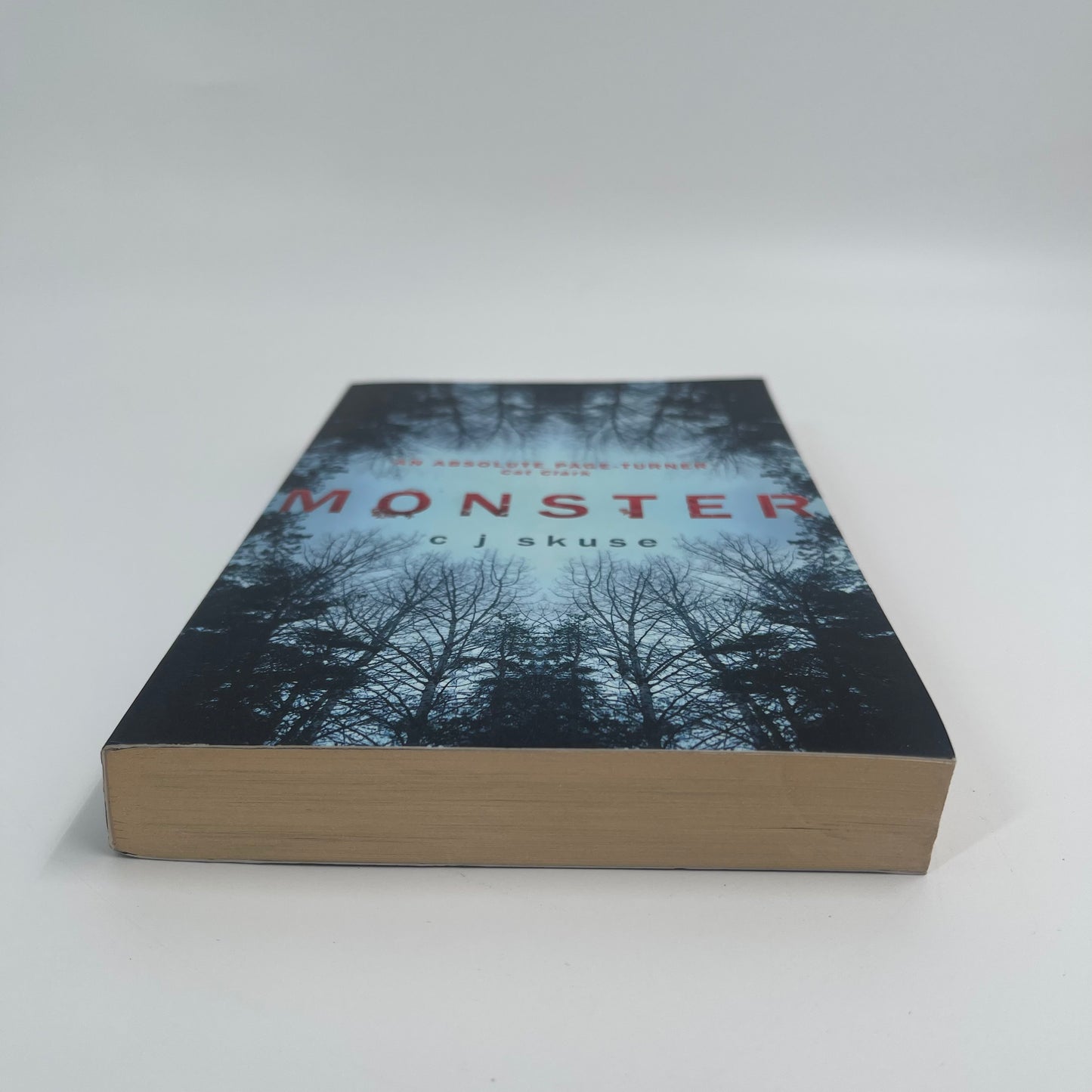 Monster - C. J. Skuse - Bottom Edge